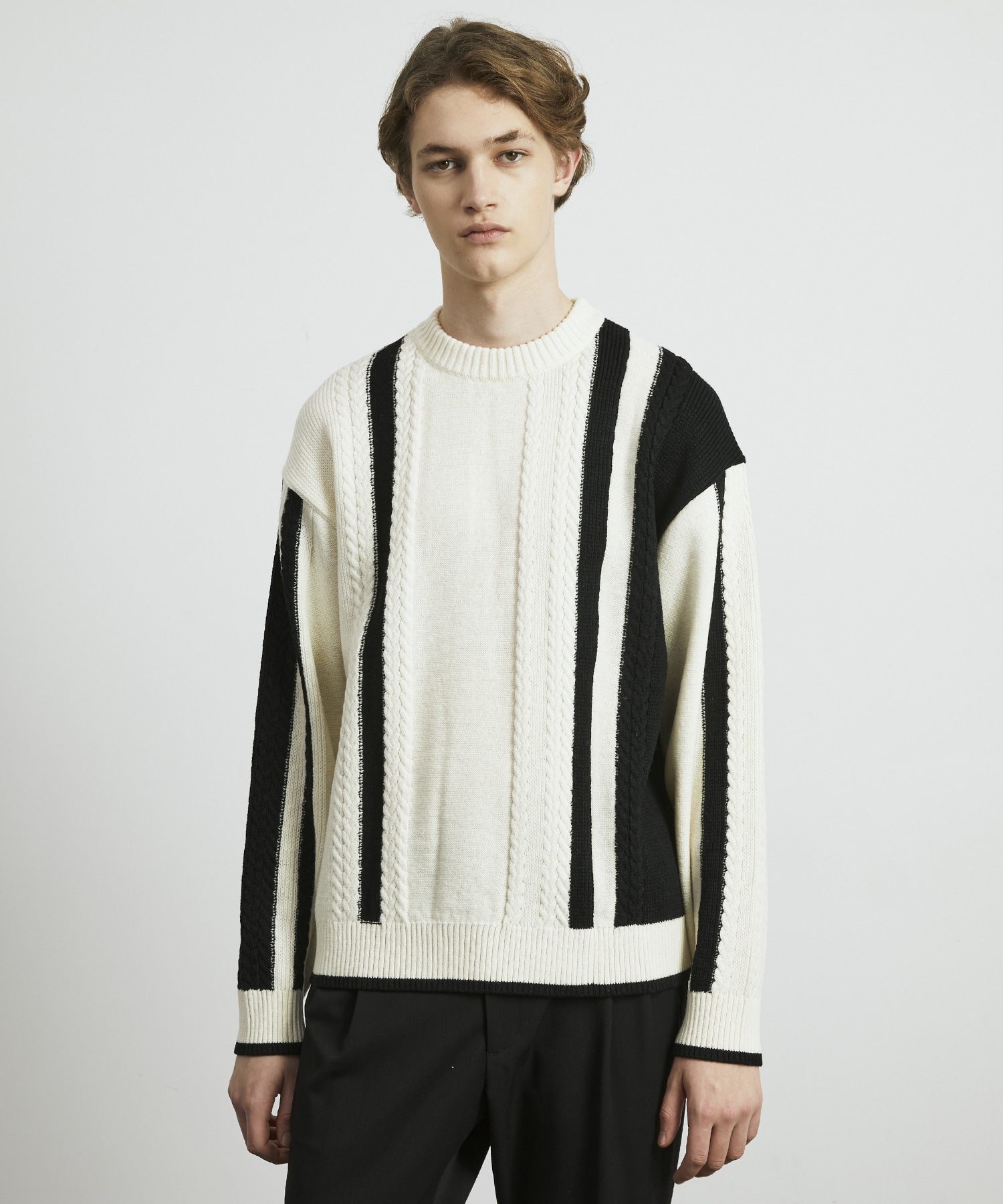 ケーブルインターシャ バイカラーニット