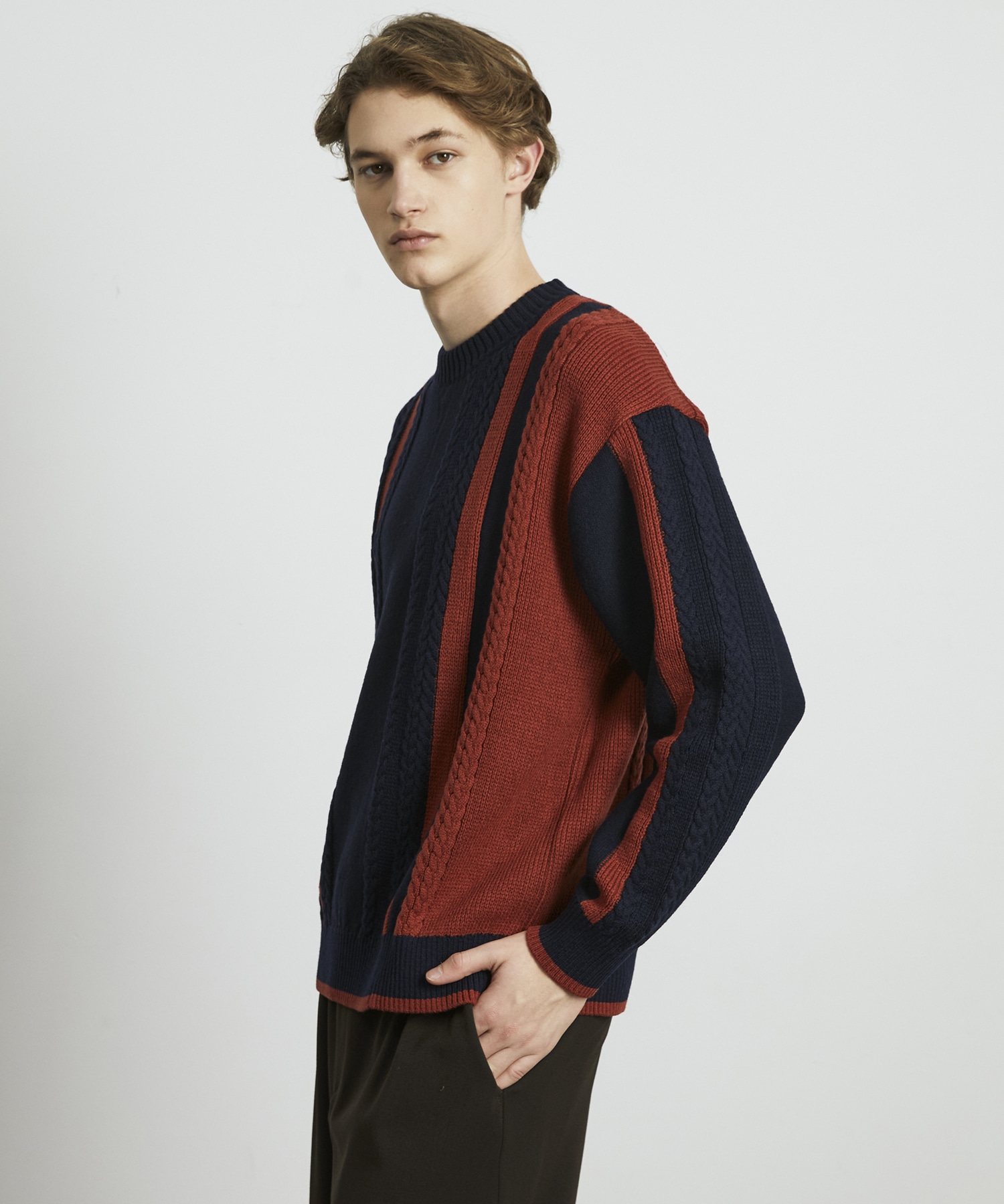 ケーブルインターシャ バイカラーニット