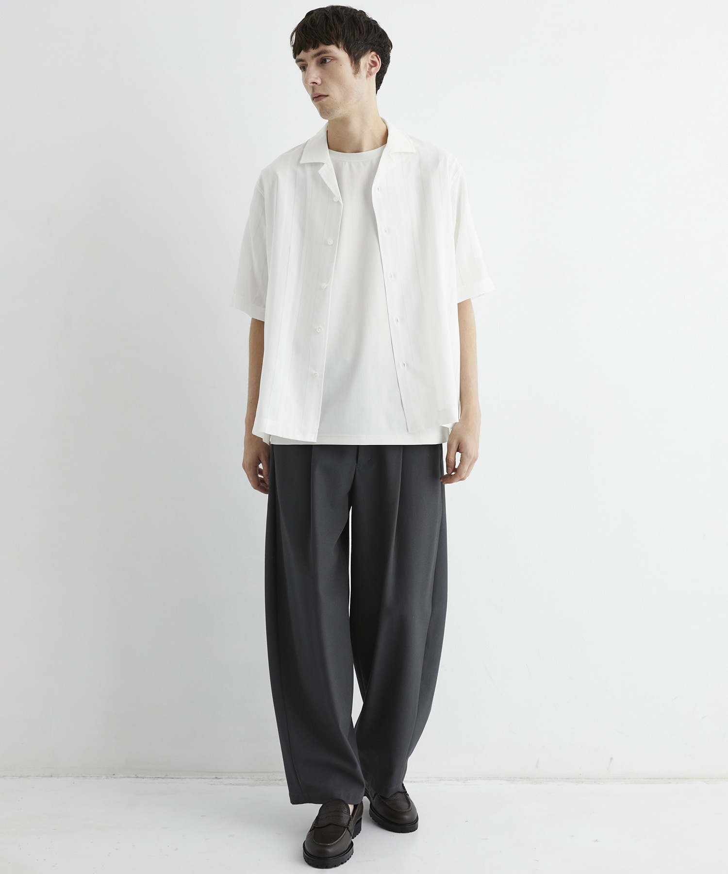 ハイツイスト バレルチノパンツ