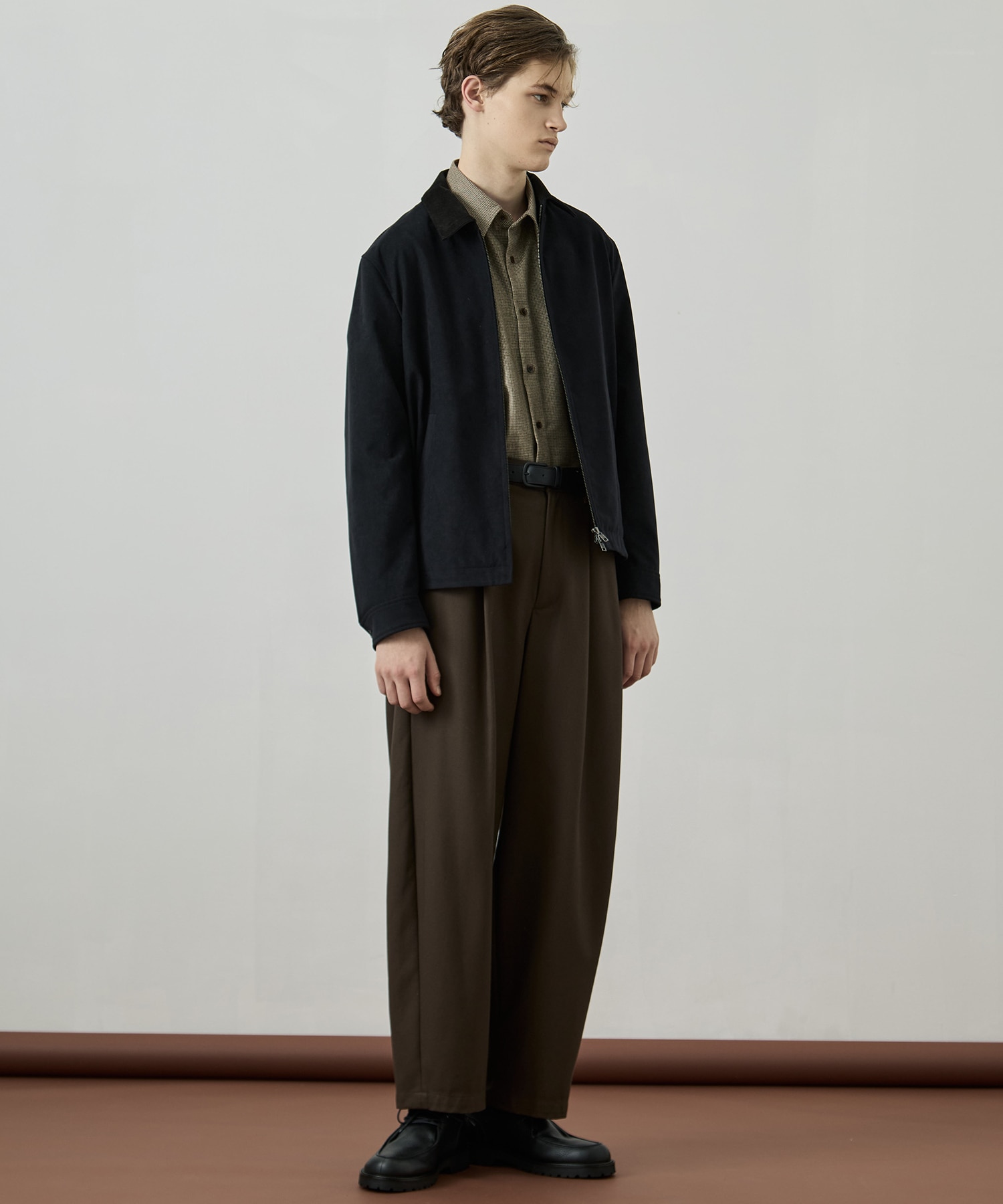 ハイツイスト バレルチノパンツ