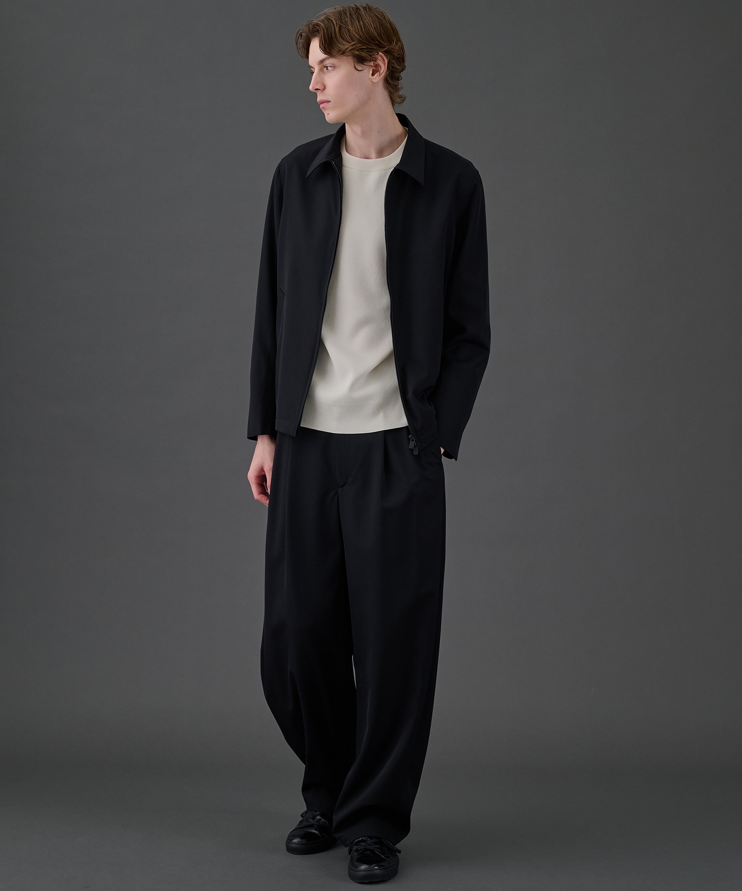 CLEAR WOOL 2タックバレルスラックス