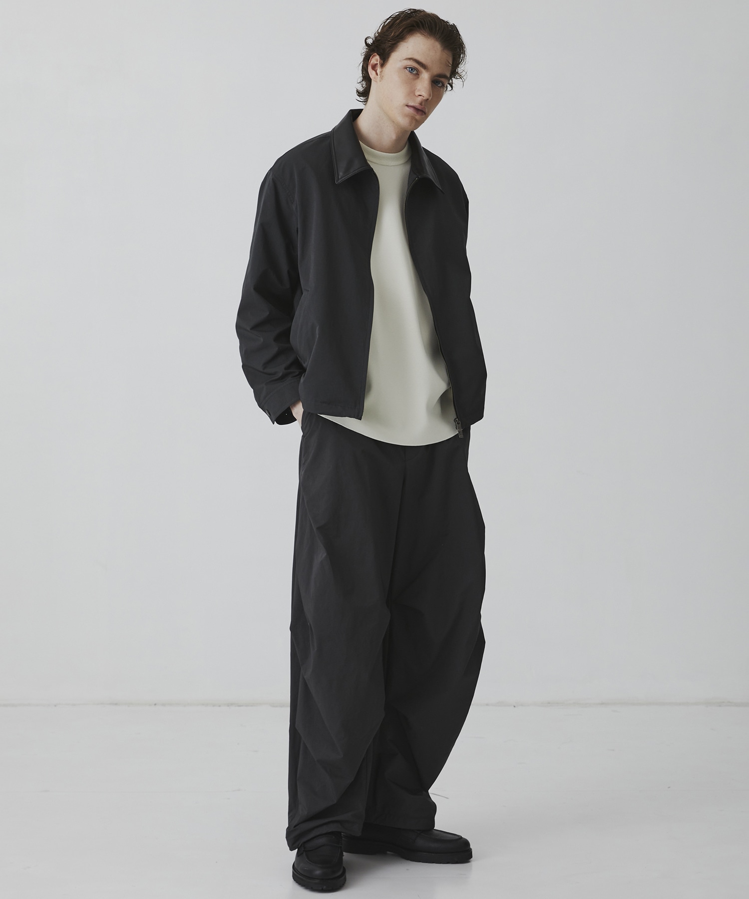 LIGHT DOLPHIN ワイドパラシュートパンツ