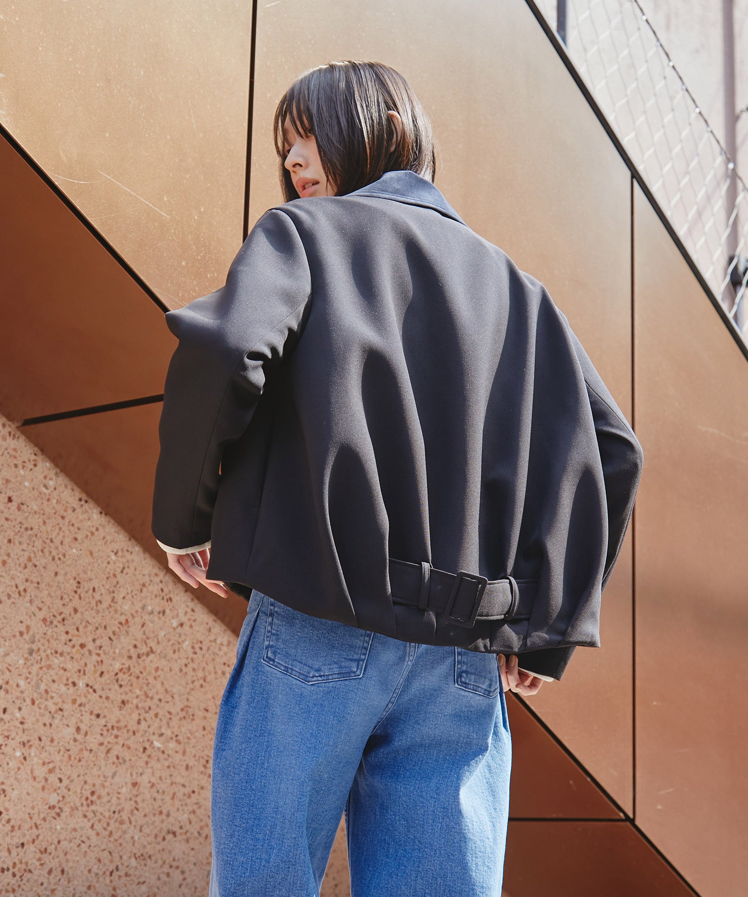 バックベルトタックブルゾン