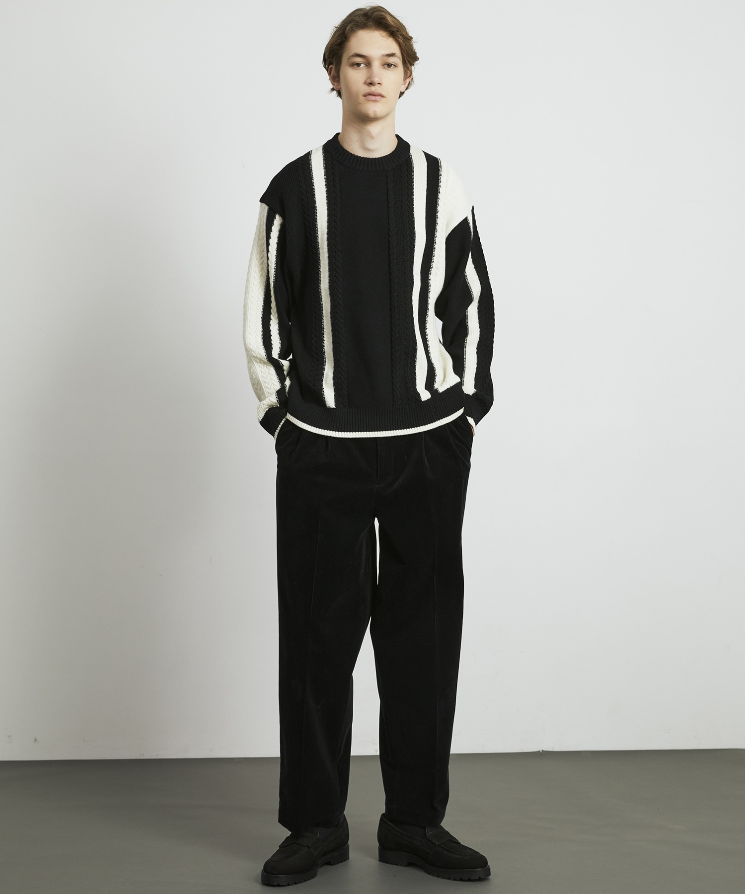 ケーブルインターシャ バイカラーニット