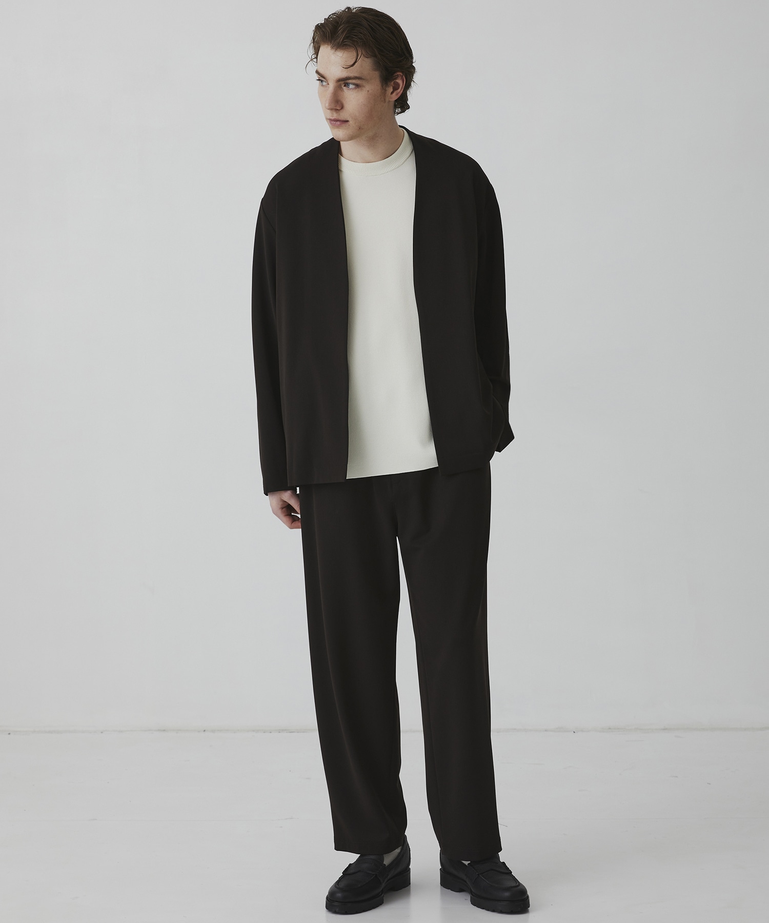 アウトラスト カーディガン