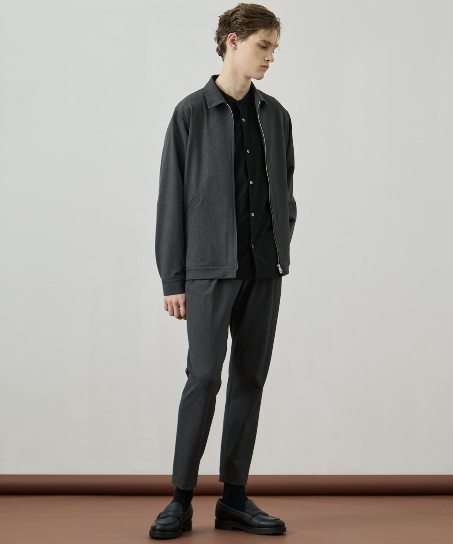 UNITED TOKYO アウトラスト　ジップアップブルゾンサイズ2 WEB限定｜残りわずか〉アウトラスト ジップブルゾン(1 DARK GREY