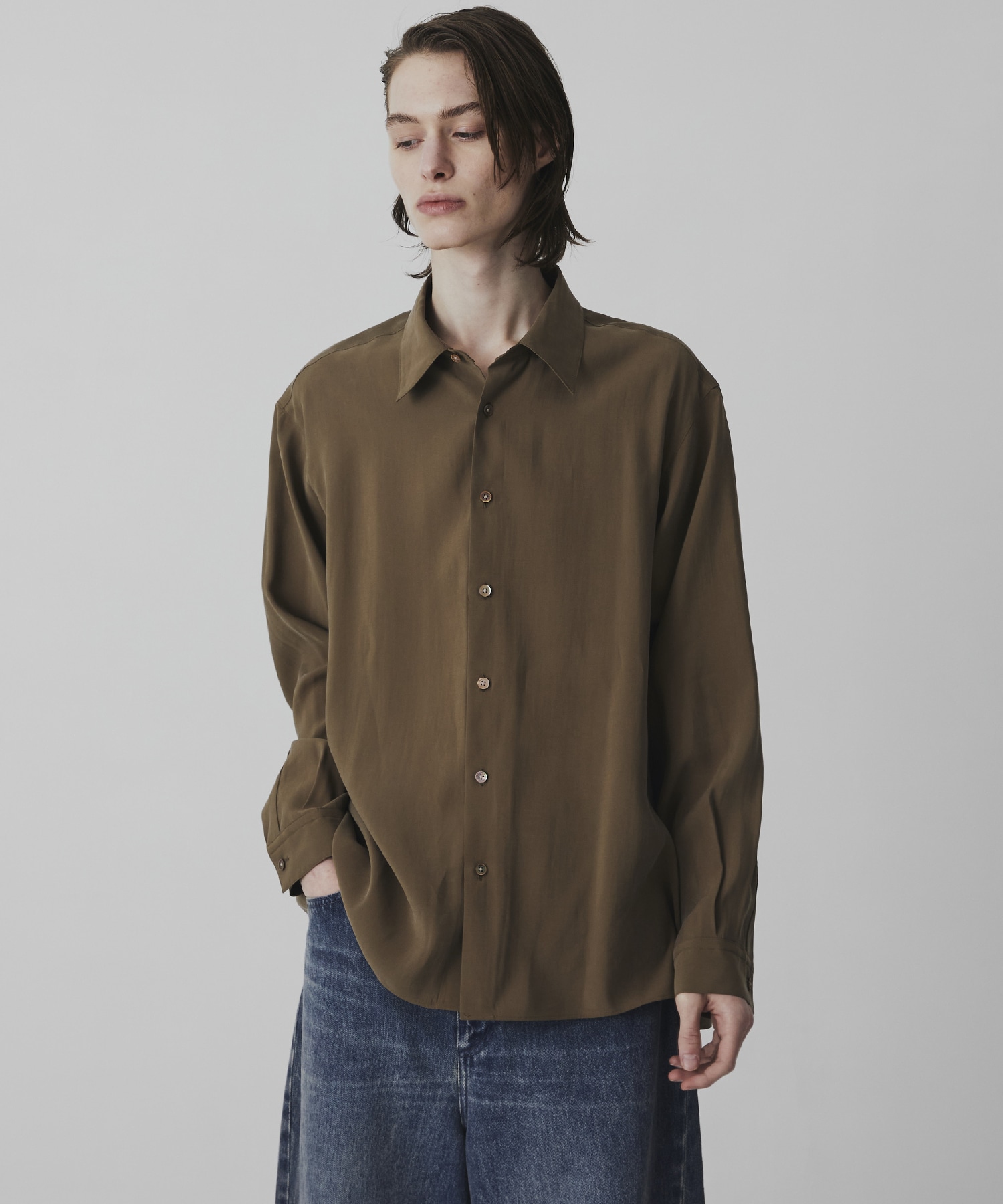 〈WEB限定|再入荷なし〉フィブリルレーヨン リラックスシャツ