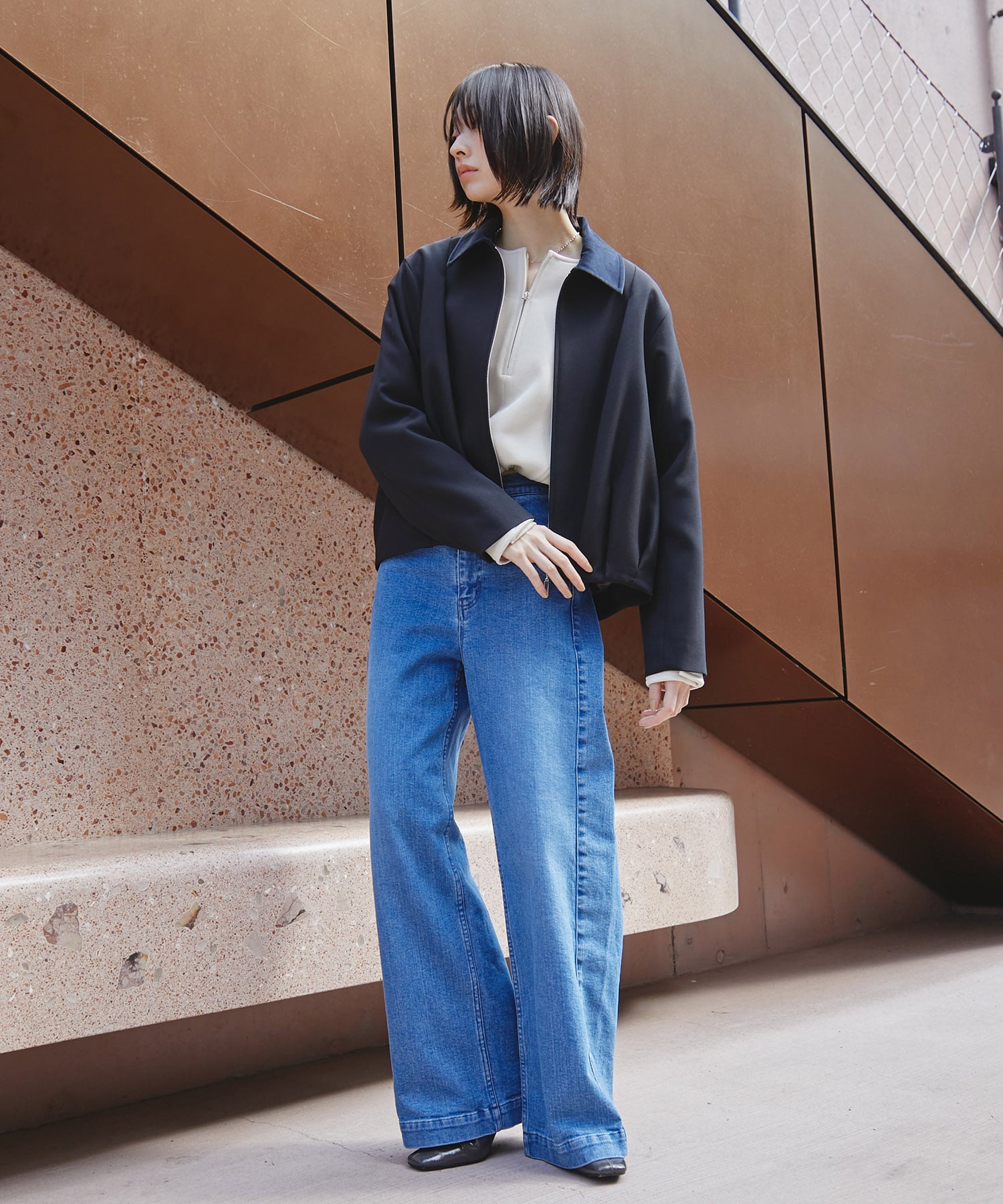 バックベルトタックブルゾン