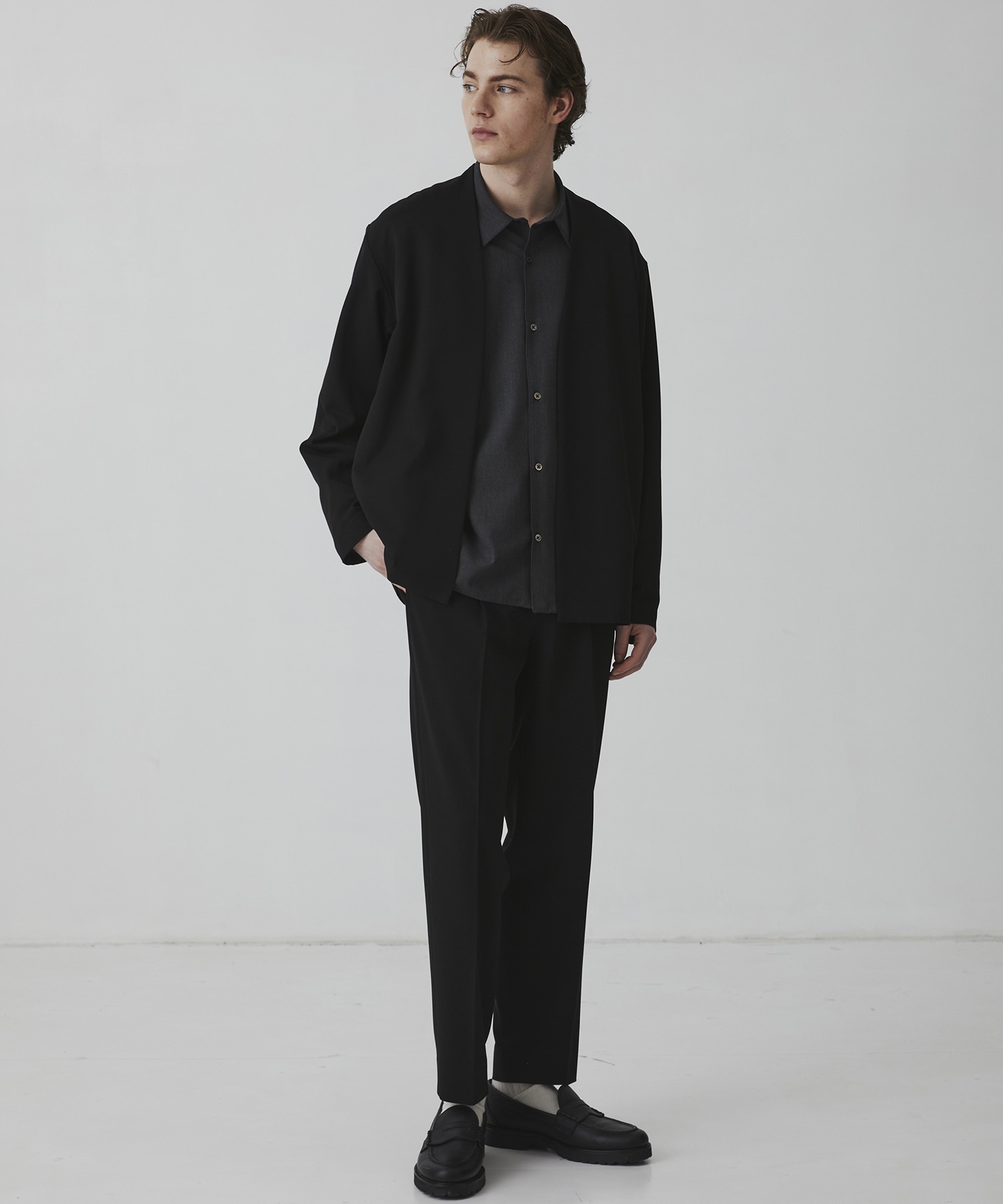 アウトラスト カーディガン