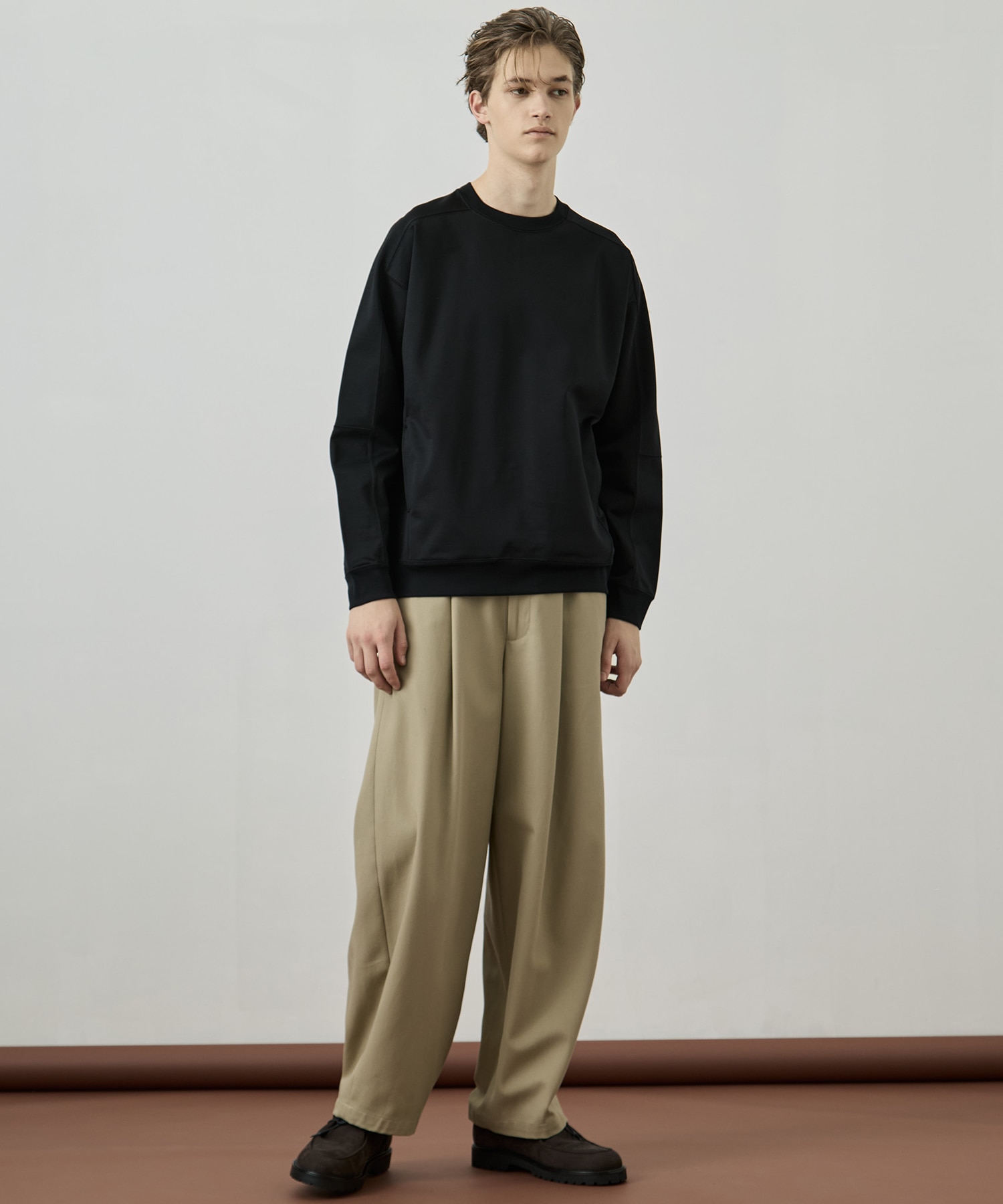 ハイツイスト バレルチノパンツ