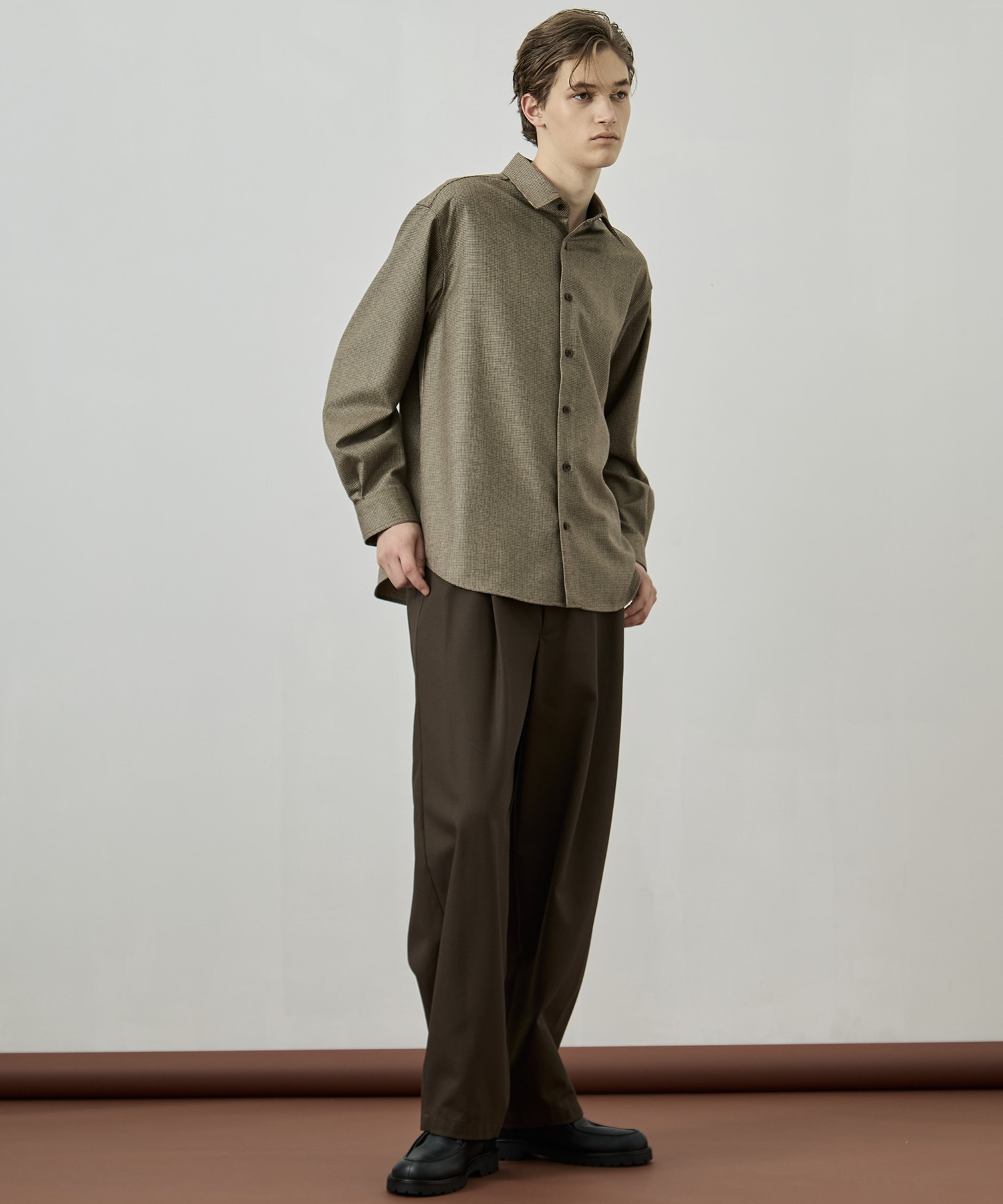 ハイツイスト バレルチノパンツ