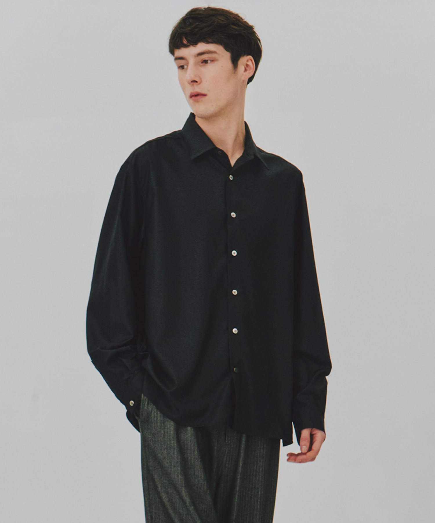 〈WEB限定｜残りわずか〉DRY RAYON  リラックスシャツ