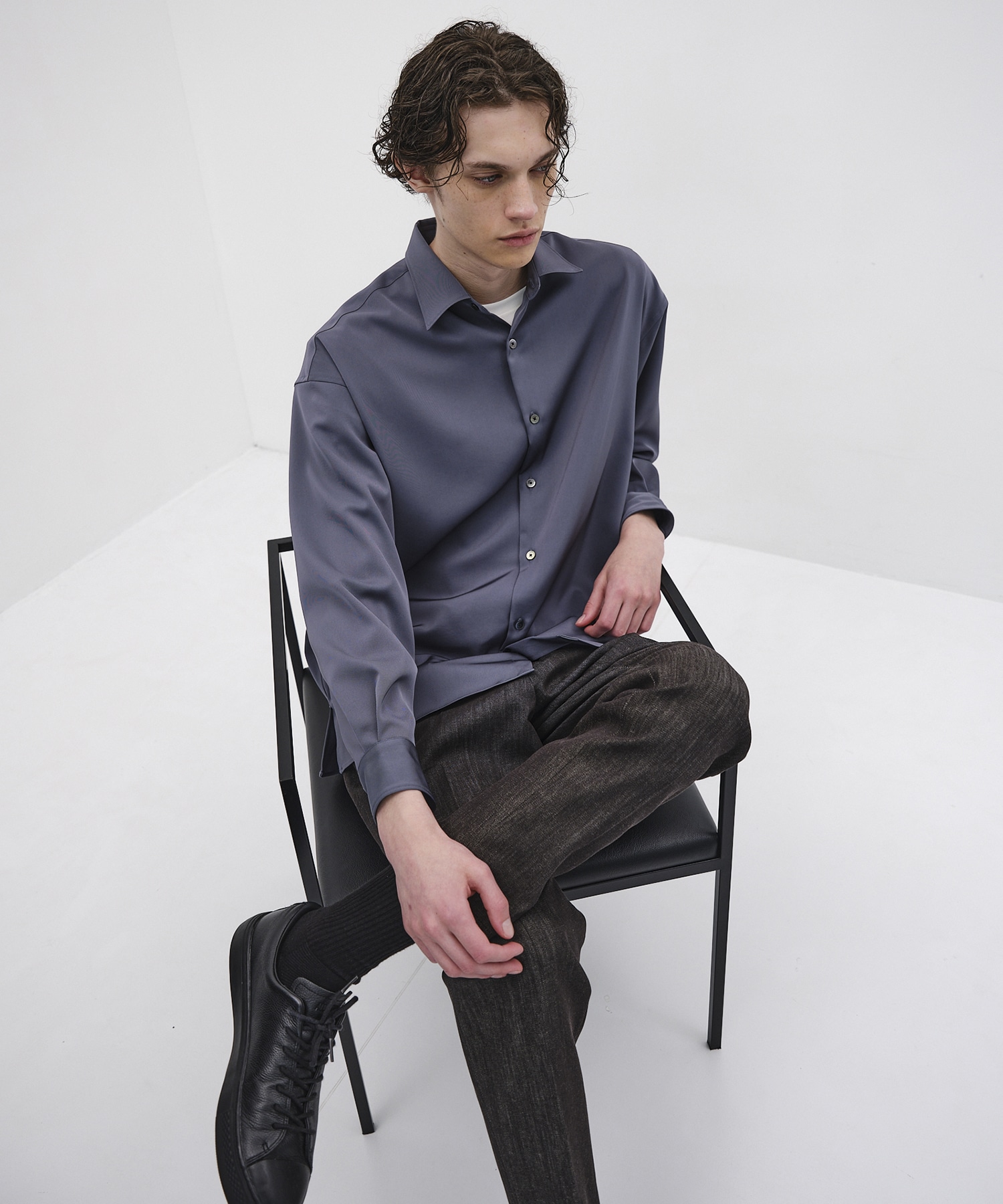 【一部店舗限定】9oz RAYON STRETCH テーパードデニム