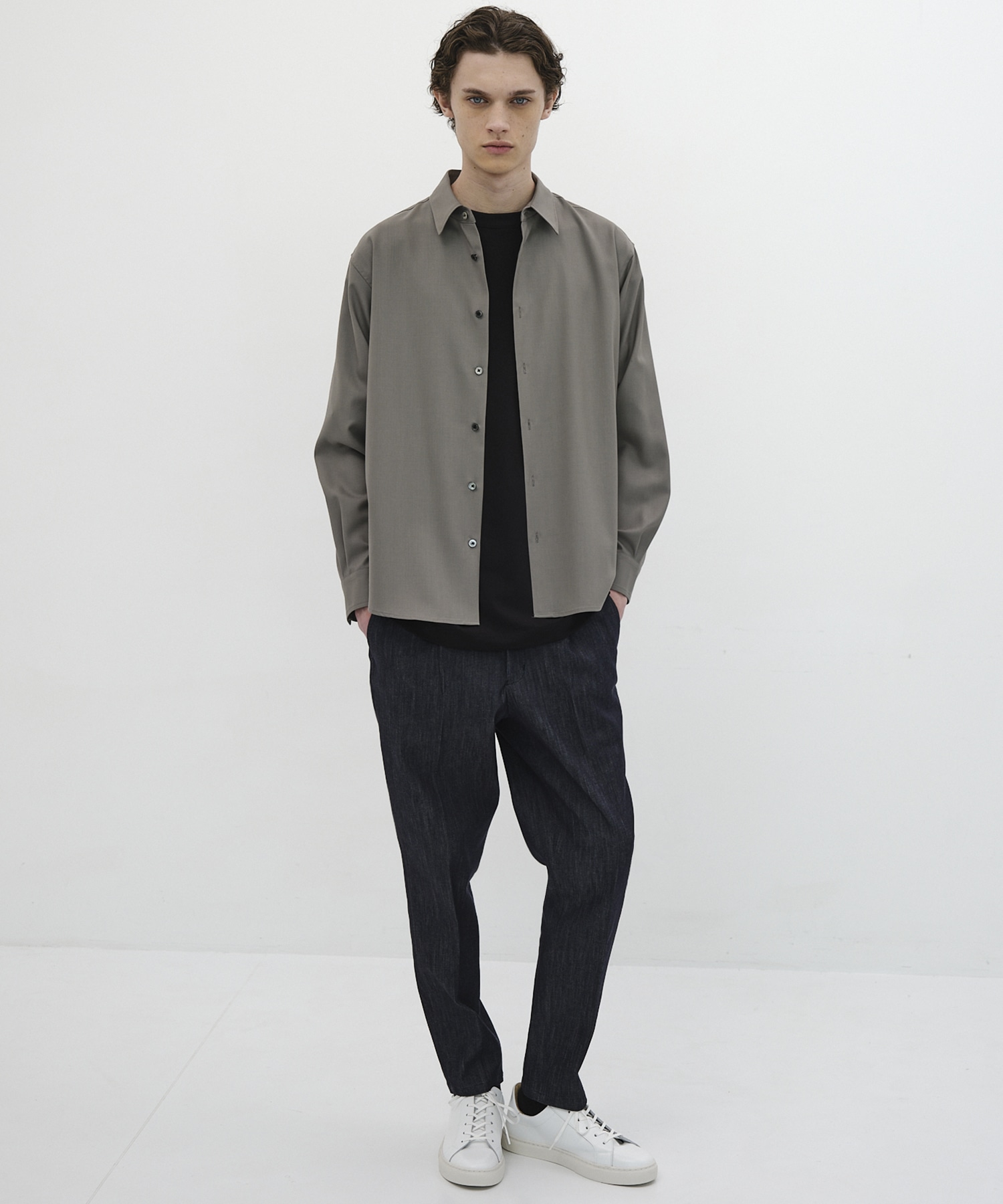 【一部店舗限定】9oz RAYON STRETCH テーパードデニム