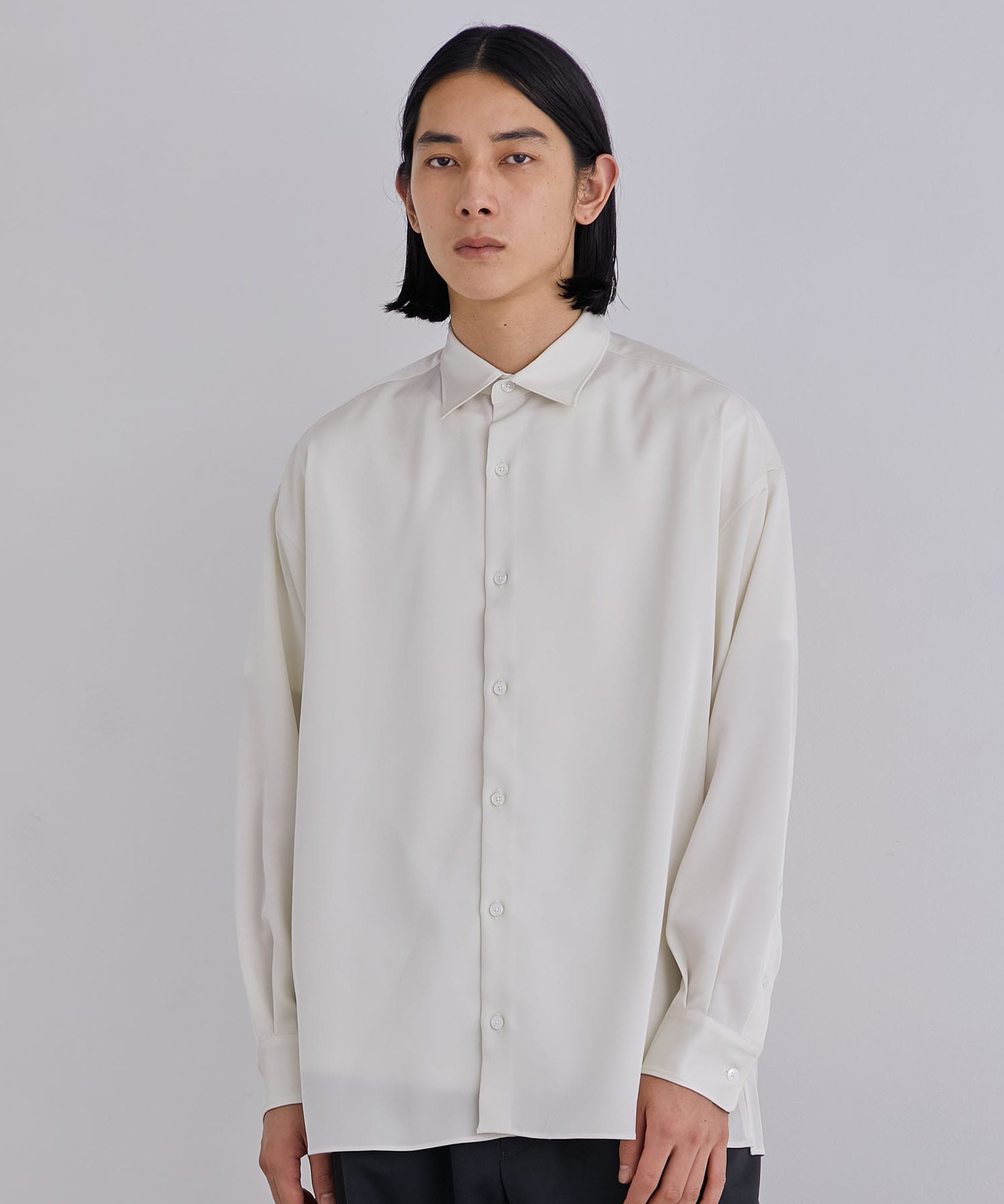 OFF WHITE