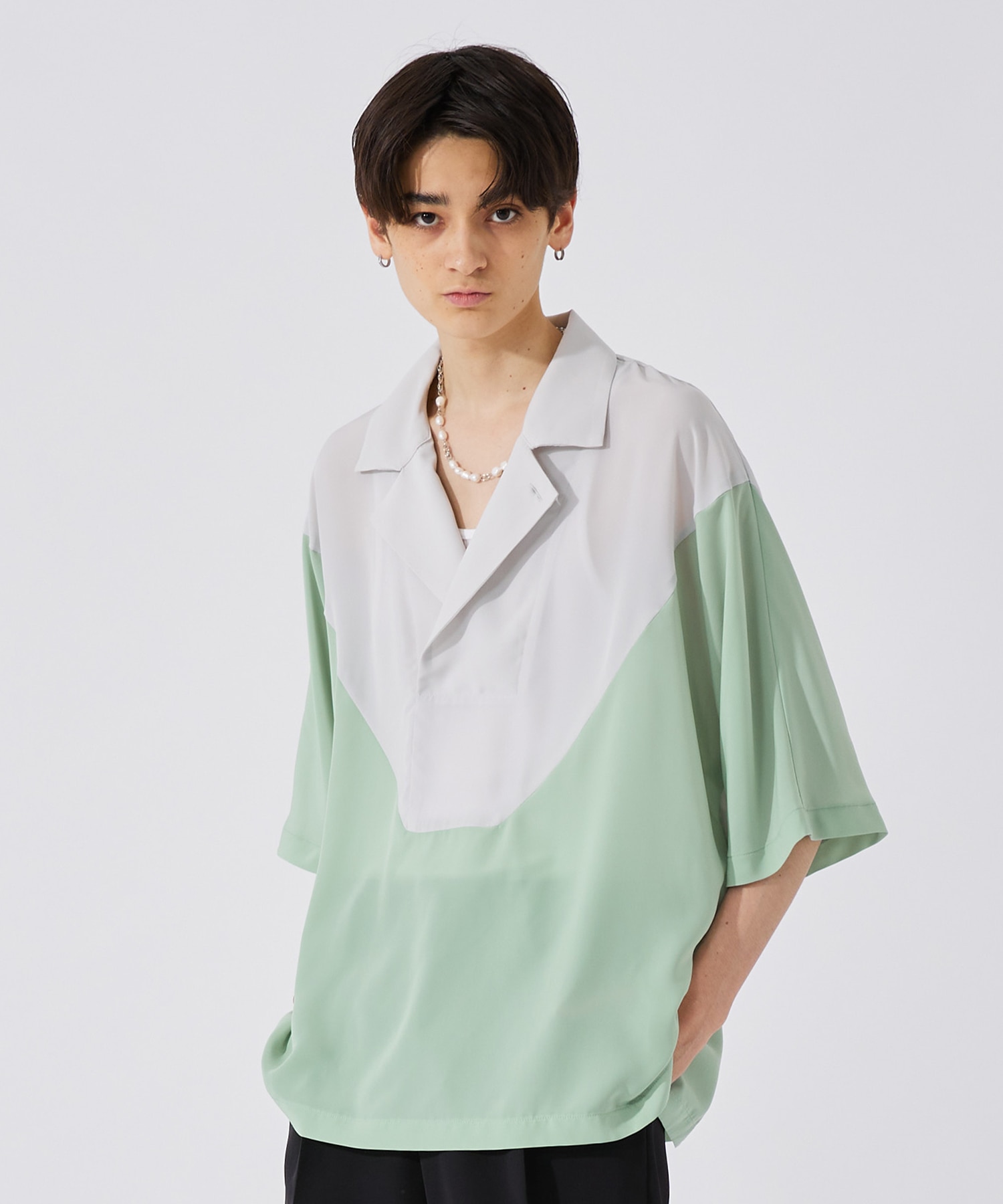 GREEN