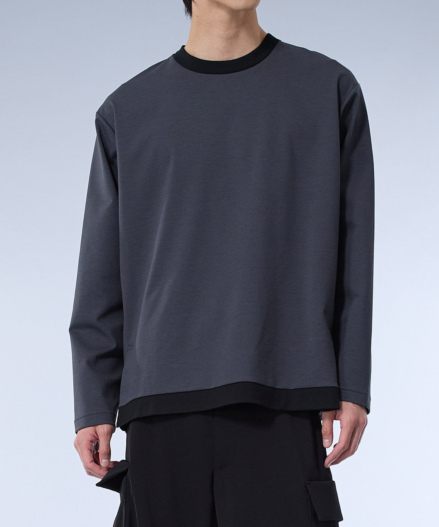 DARK GREY