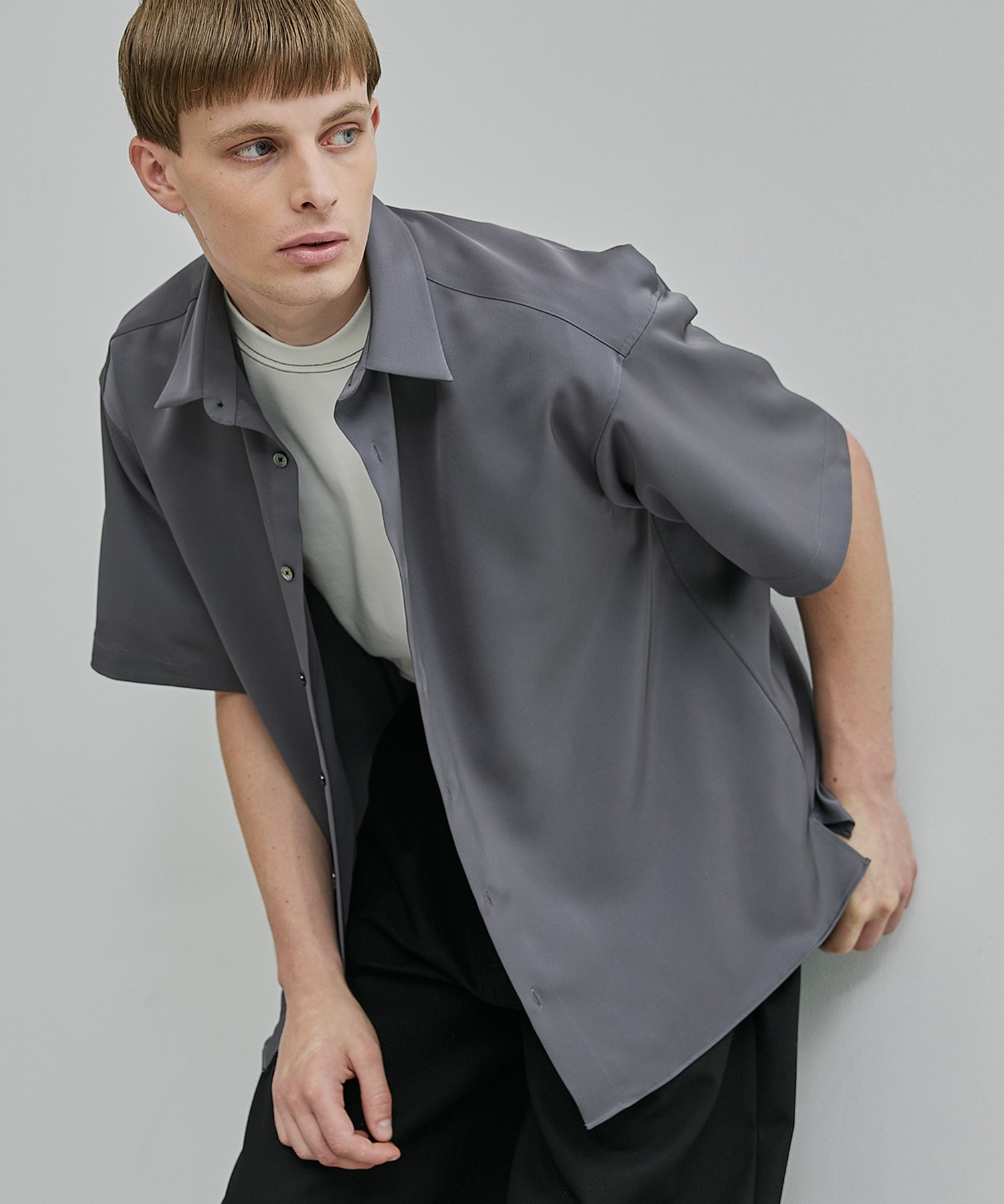DARK GREY