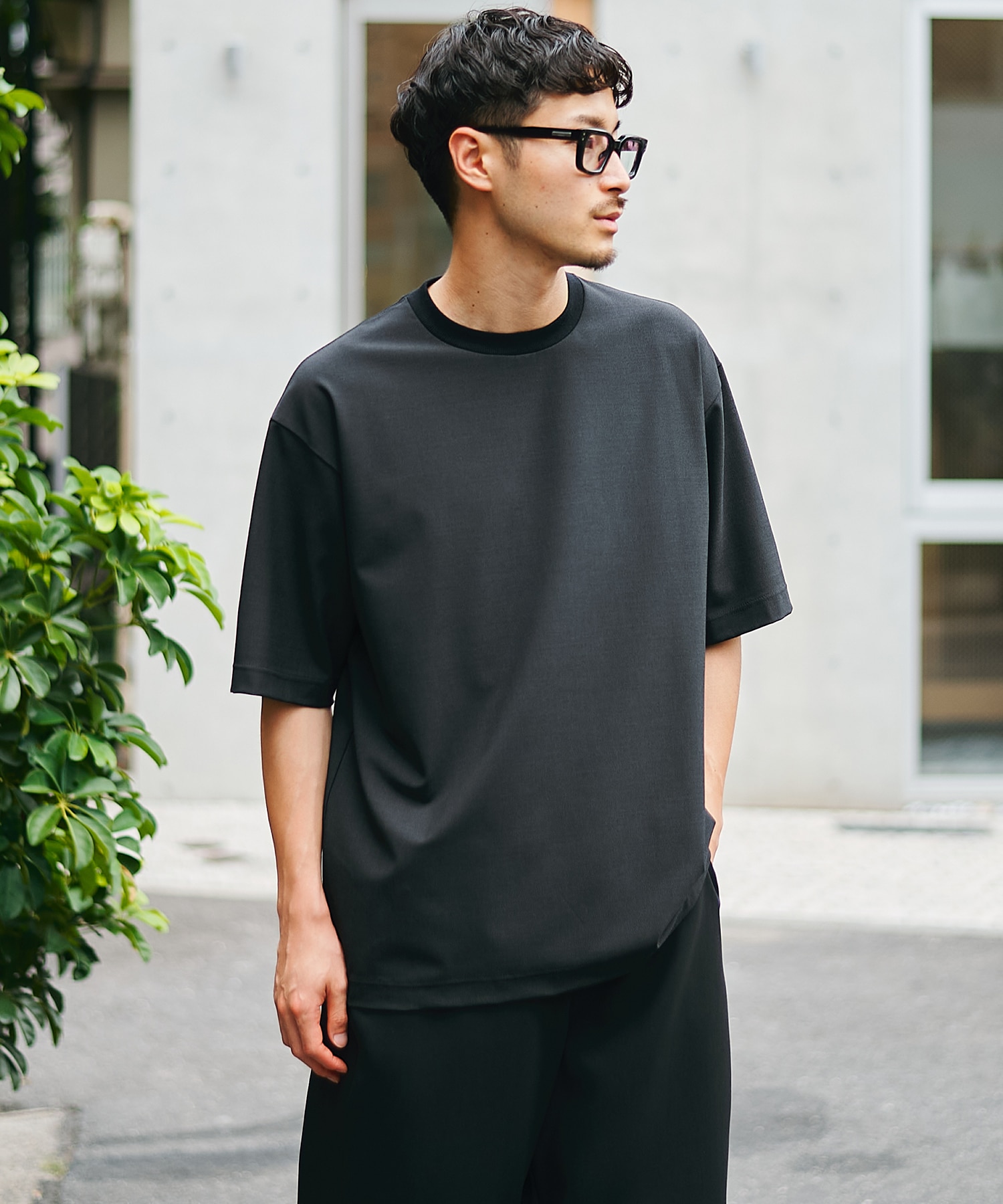 DARK GREY