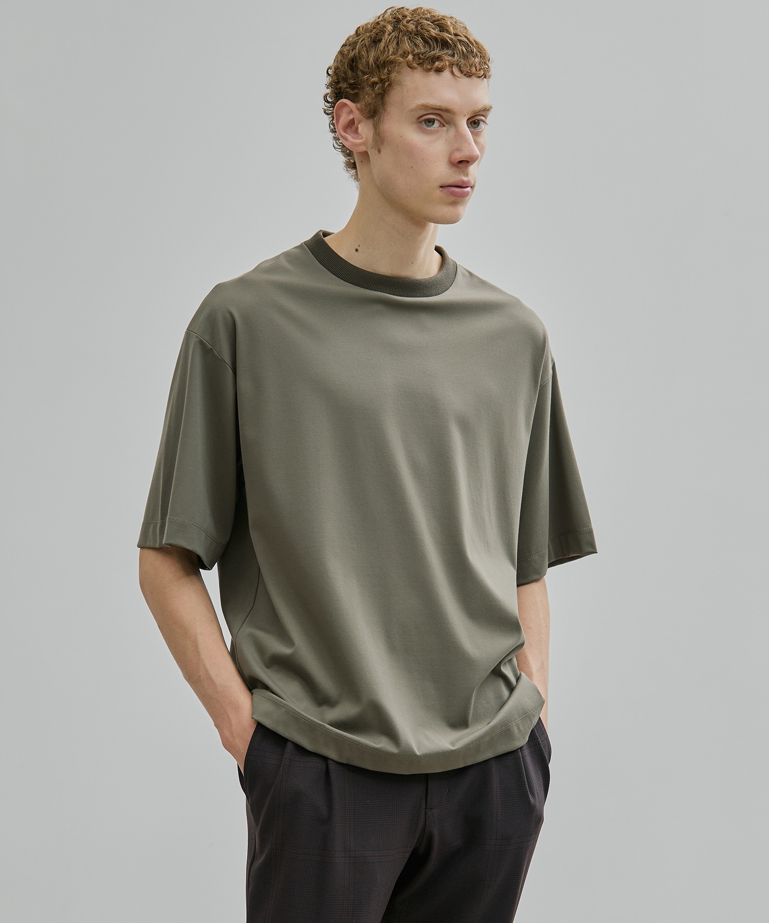 KHAKI