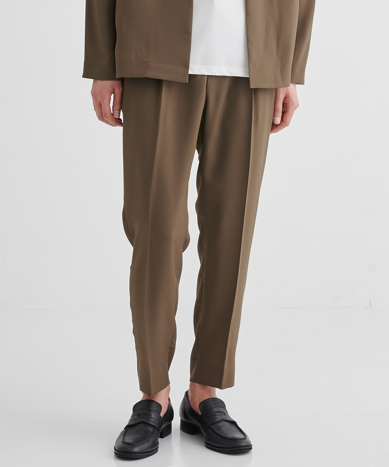 GREY BEIGE