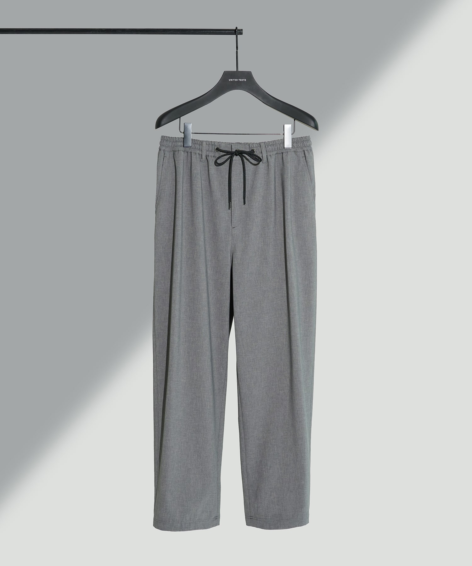 LIGHT GREY