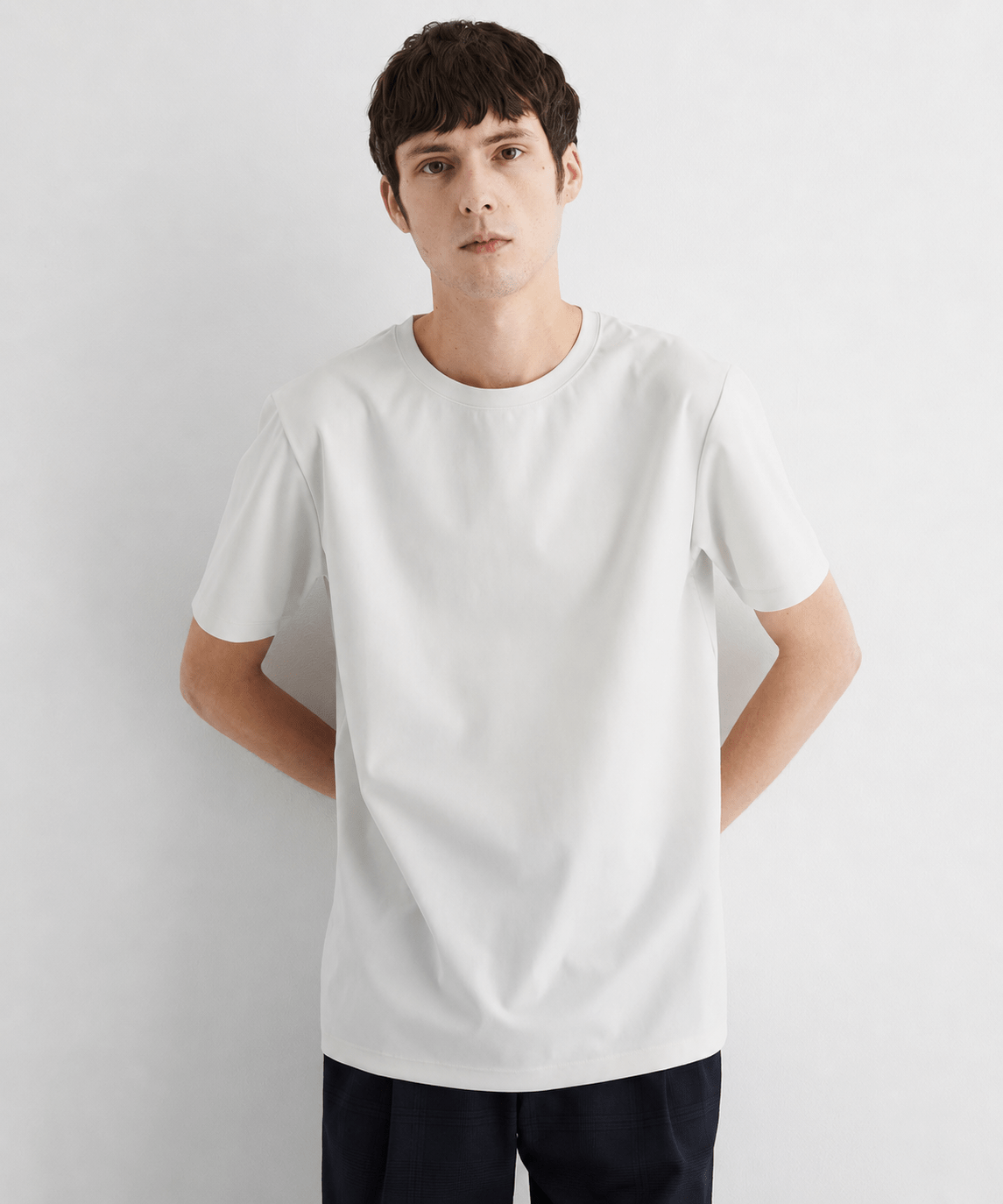 LIGHT GREY