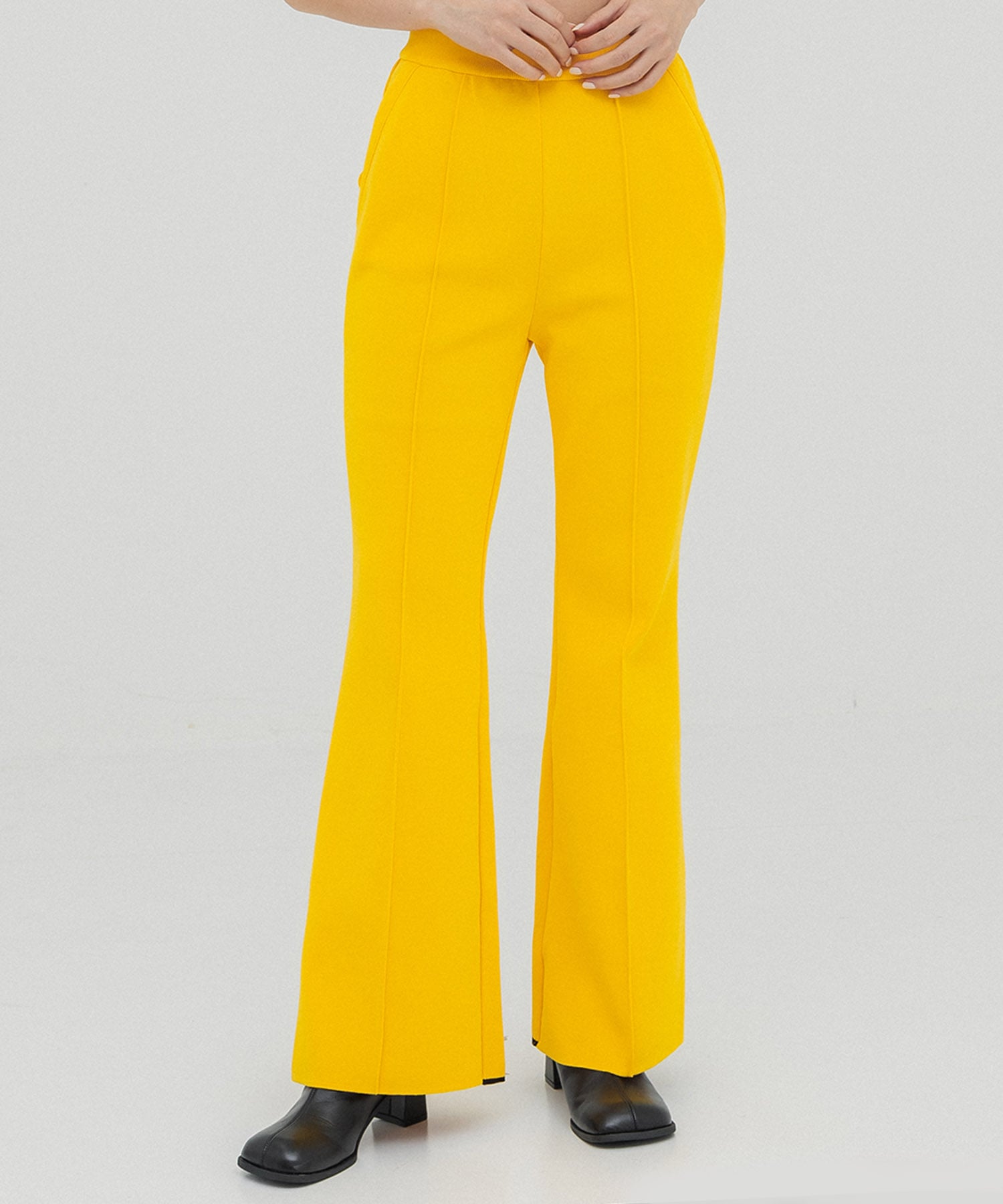 ニットパンツ(1 YELLOW): : ウィメンズ｜UNITED TOKYO ONLINE STORE