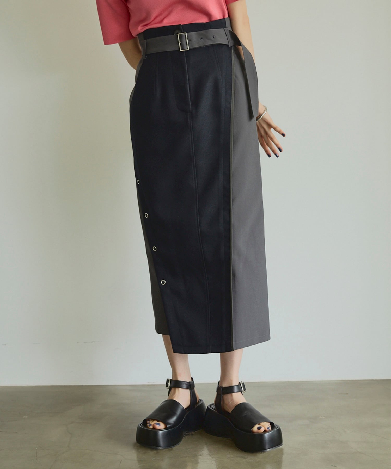 レイヤードカラータイトスカート(1 GREY): : ウィメンズ｜UNITED TOKYO 