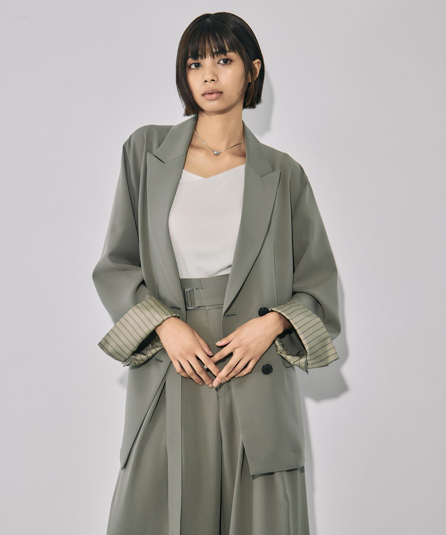 KHAKI