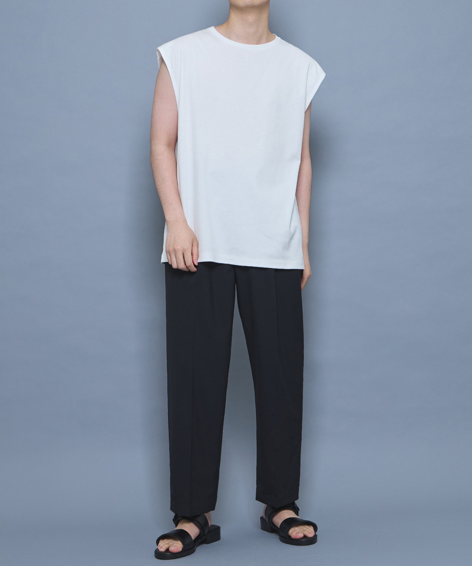 テクノラマノースリーブTシャツ