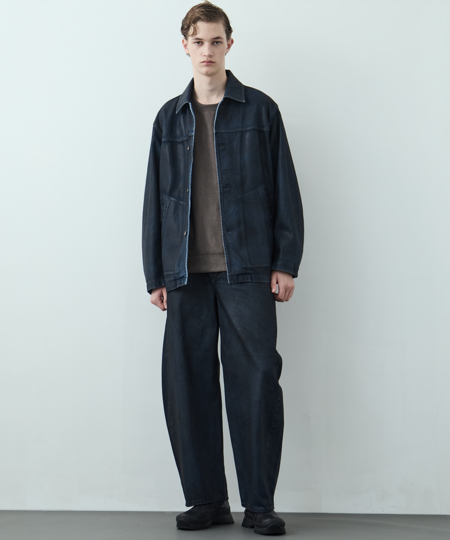 〈残りわずか｜再入荷なし〉MICRO SUEDE クルーネックプルオーバー