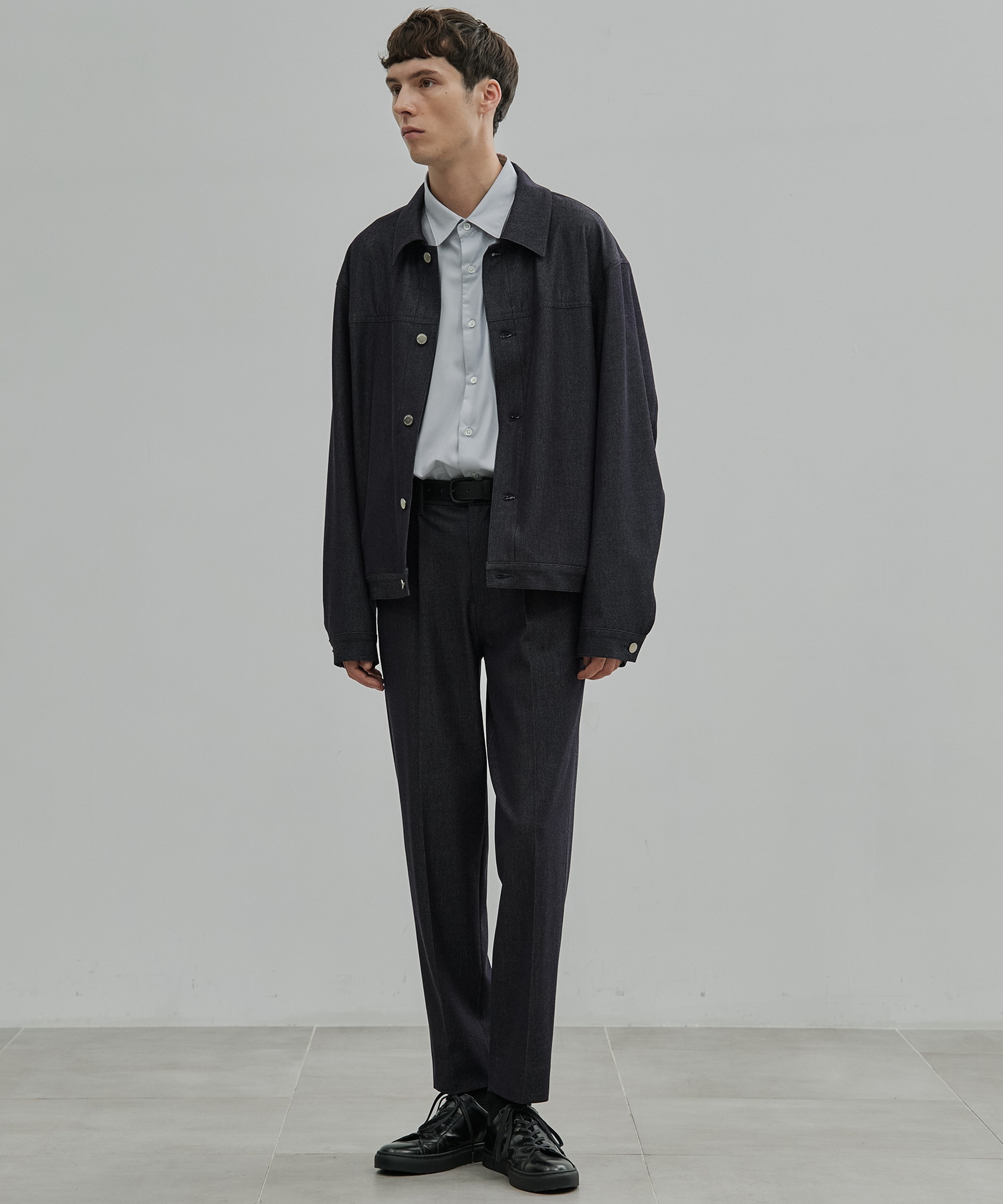 アウトラストデニム キープクリース ストレートパンツ