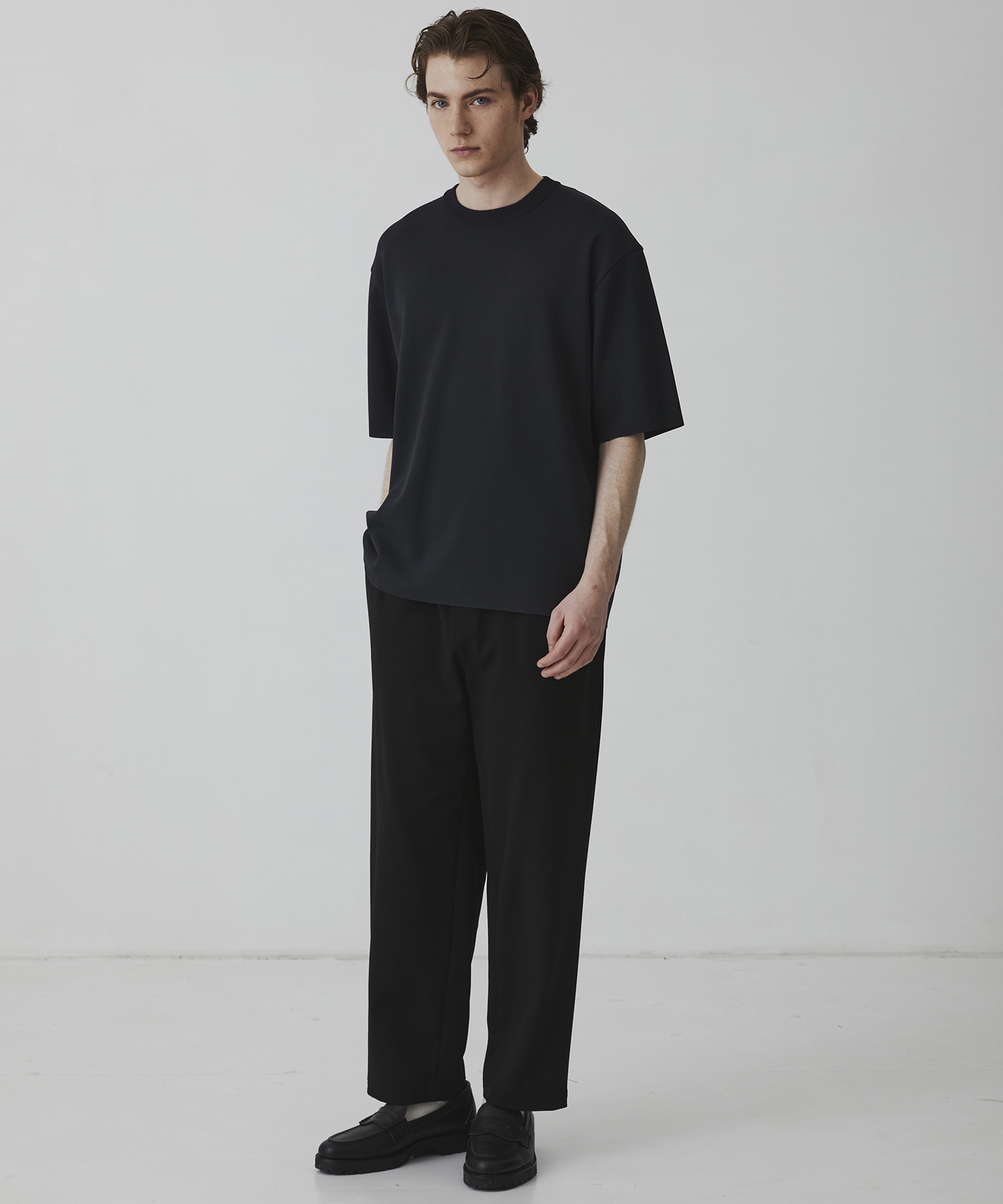 〈WEB限定｜先行予約〉18G サーブルストレッチクルーネックニットTEE