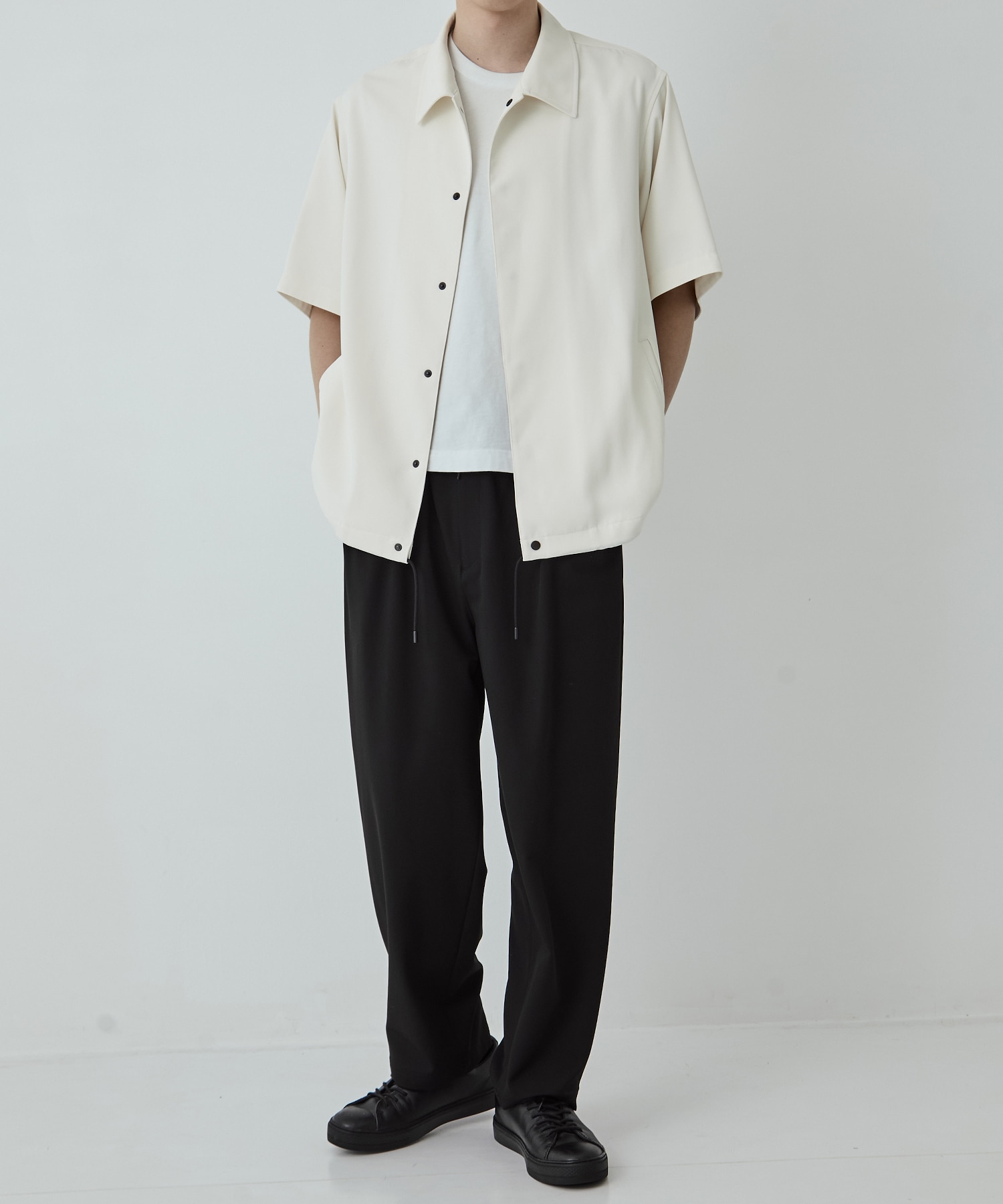 COLD DRY ショートスリーブブルゾン(1 OFF WHITE): : メンズ