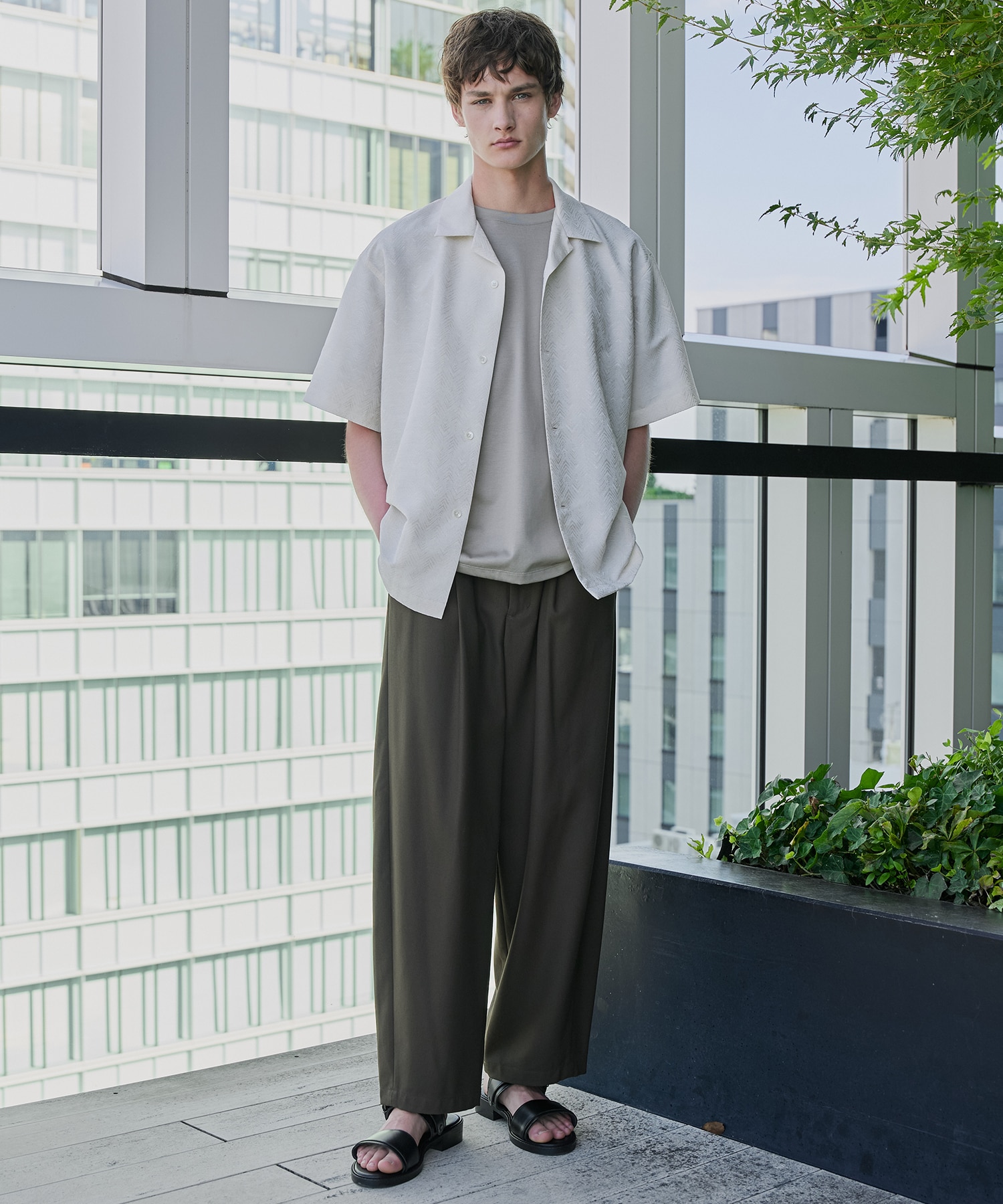 〈新発売〉ヘリンボーンジャガードシャツ S/S