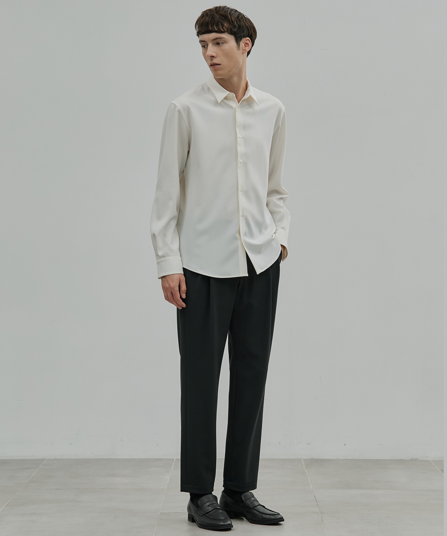 〈新発売〉Dry Twist レギュラーカラーシャツ