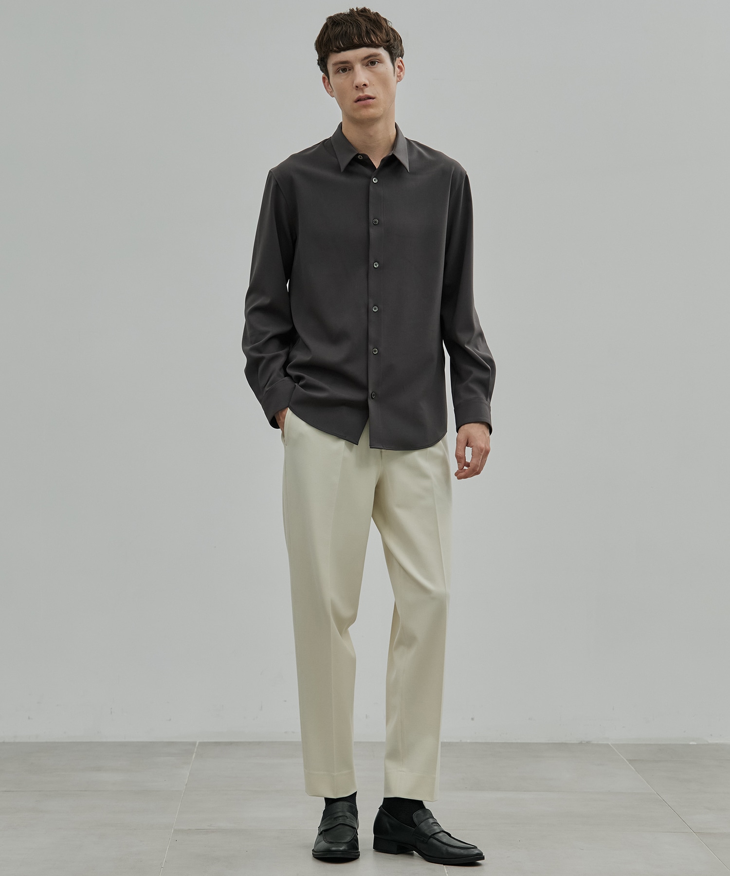 〈新発売〉Dry Twist レギュラーカラーシャツ