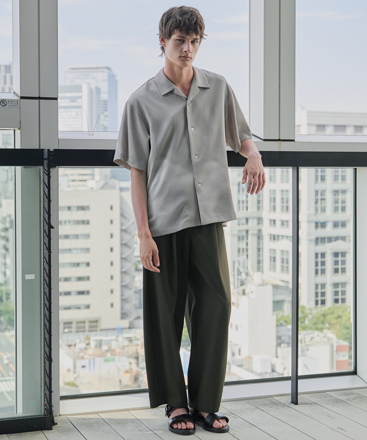 〈新発売〉COLD DRY GRADATION PLEATS オープンカラーシャツ