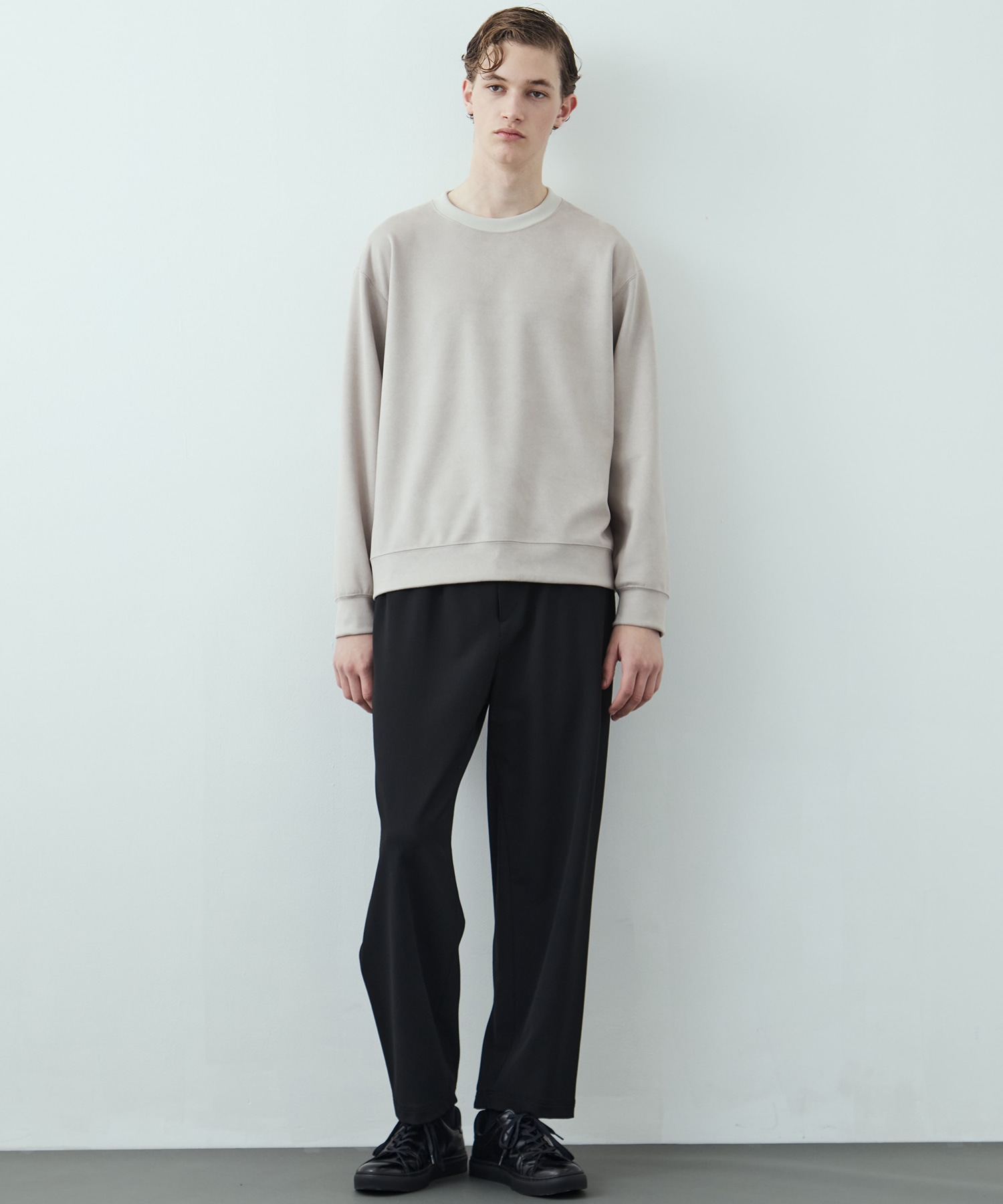 〈残りわずか〉MICRO SUEDE クルーネックプルオーバー