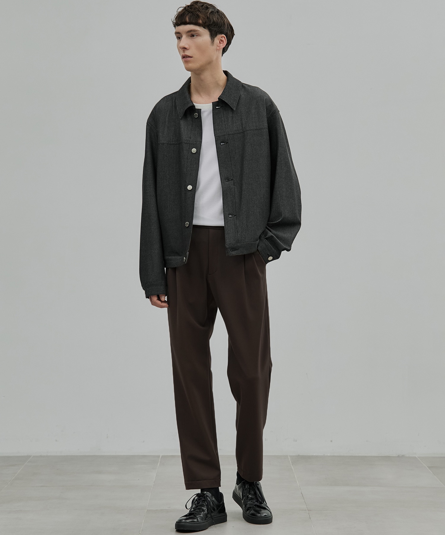 〈新色〉アウトラスト 2タックスラックス