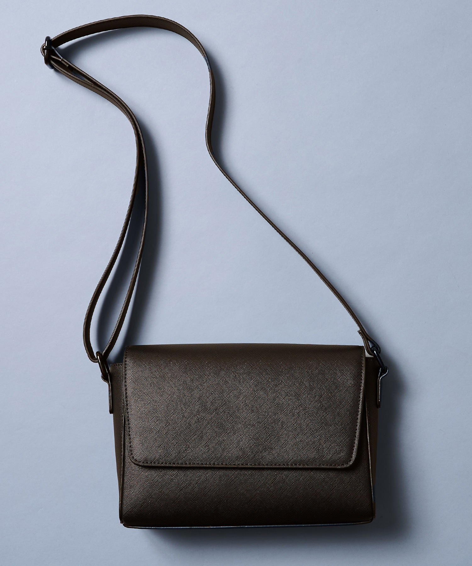 〈新色｜限定11着〉Saffiano Leather Shoulder Bag