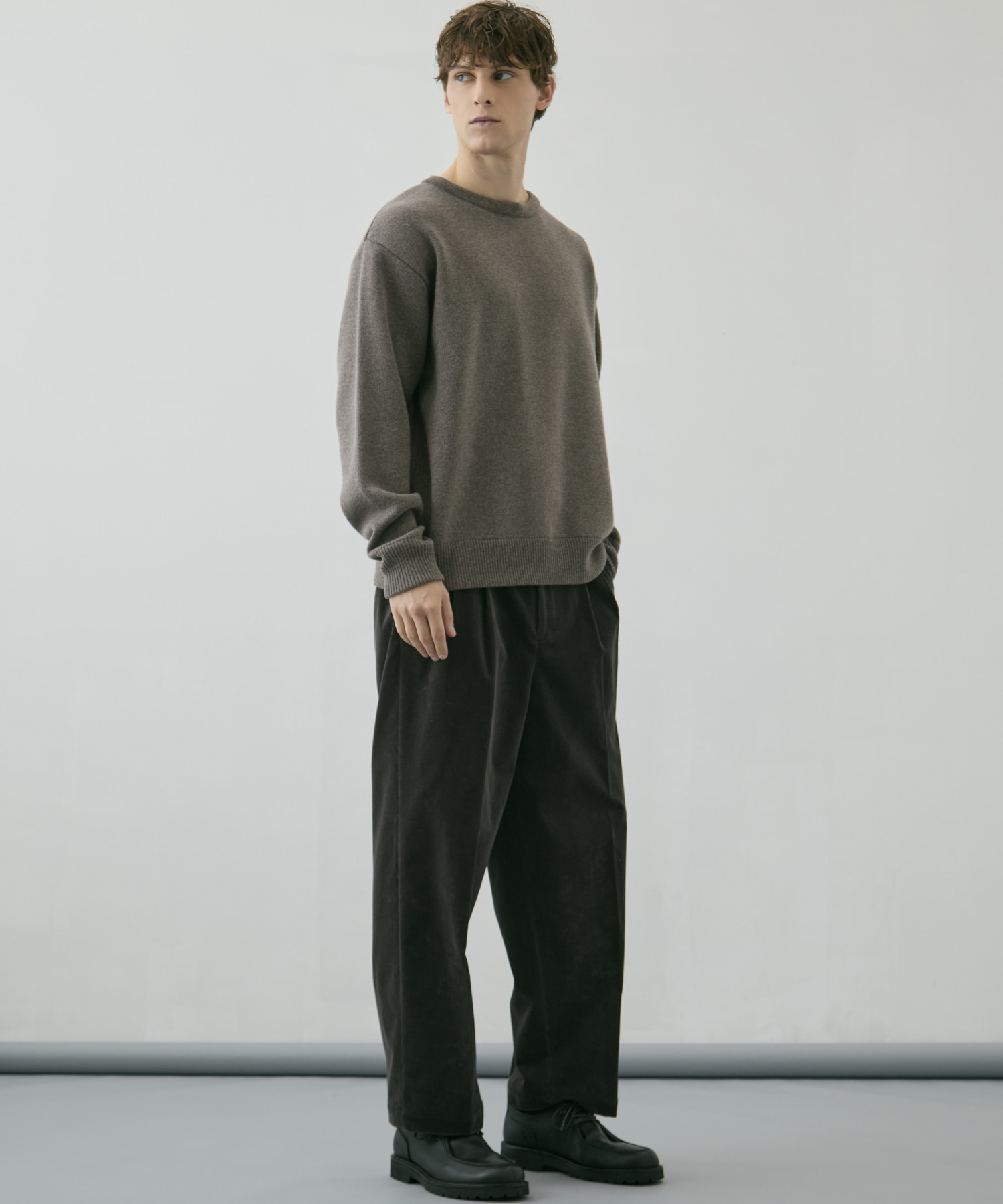 〈WEB限定｜先行予約〉CASHMERE クルーネックニット