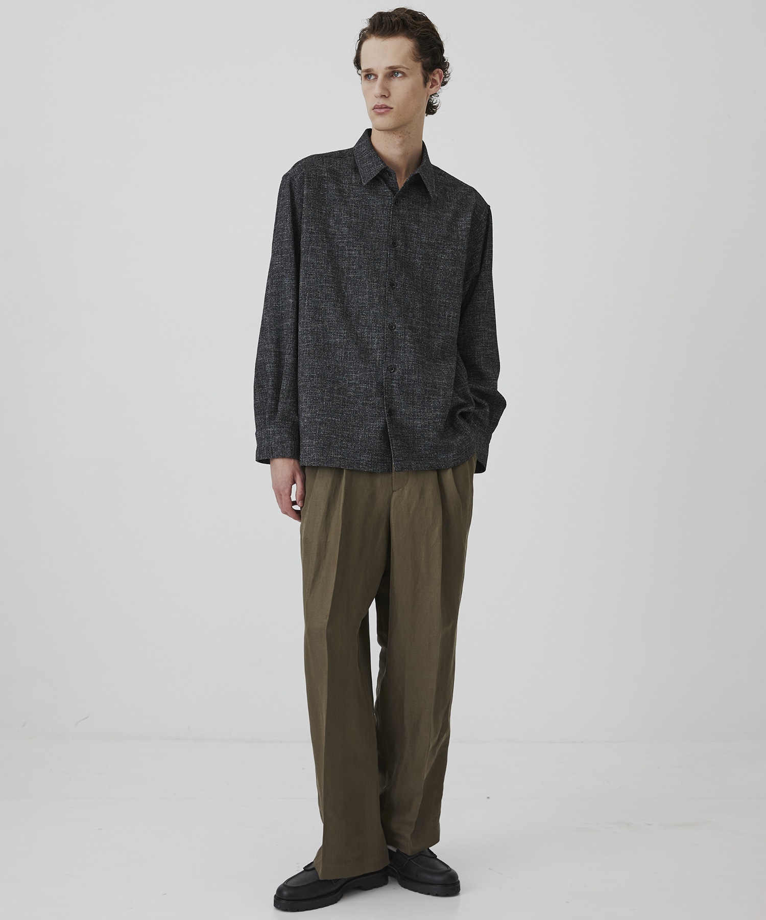〈再入荷なし〉LIGHT TWEED ロングスリーブシャツ