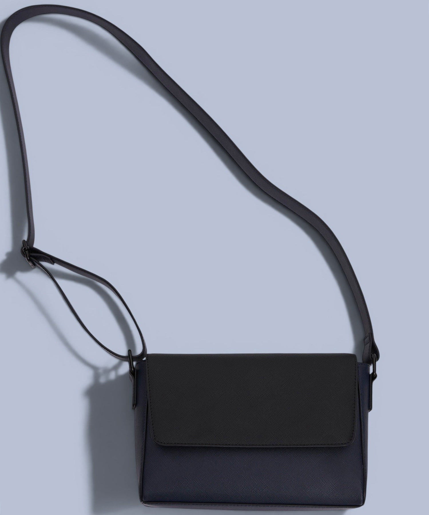 〈WEB限定〉Saffiano Leather Shoulder Bag
