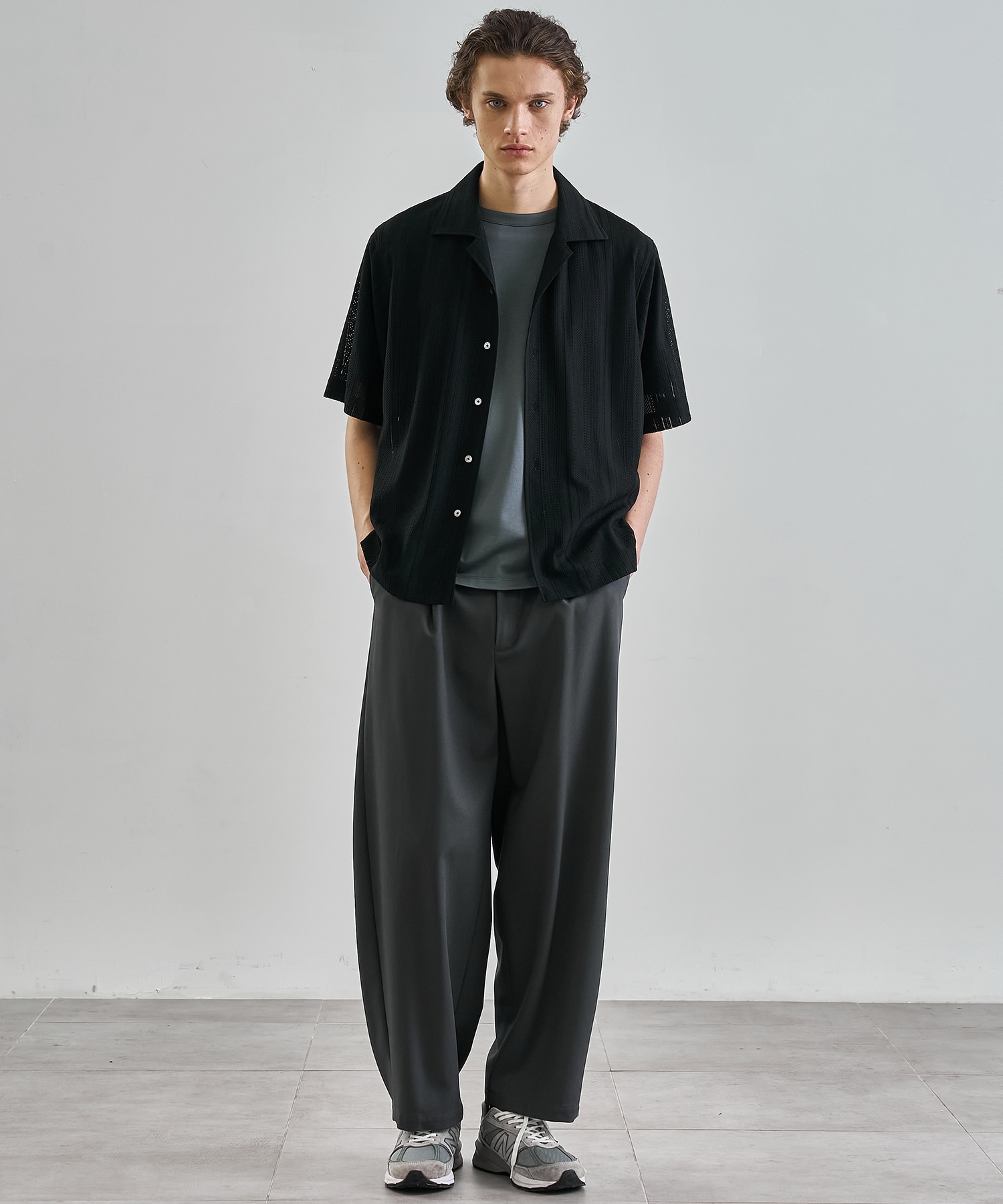 〈WEB限定｜先行予約〉ラッセルレースシアーシャツ