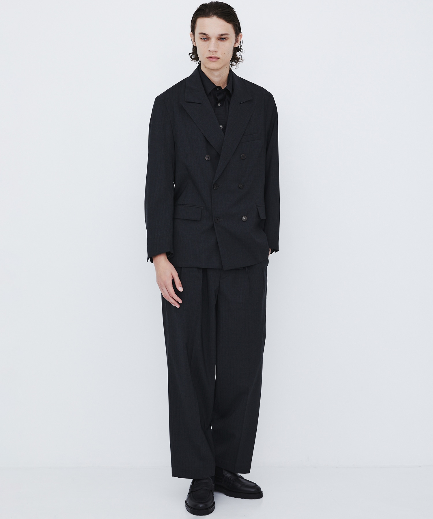 〈数量限定〉SERPINO WOOL 2TUCK PANTS