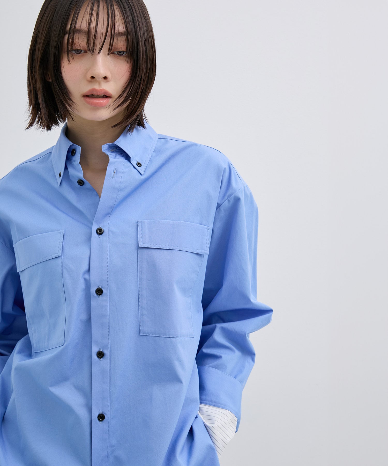 レイヤーカフスオーバーシャツ