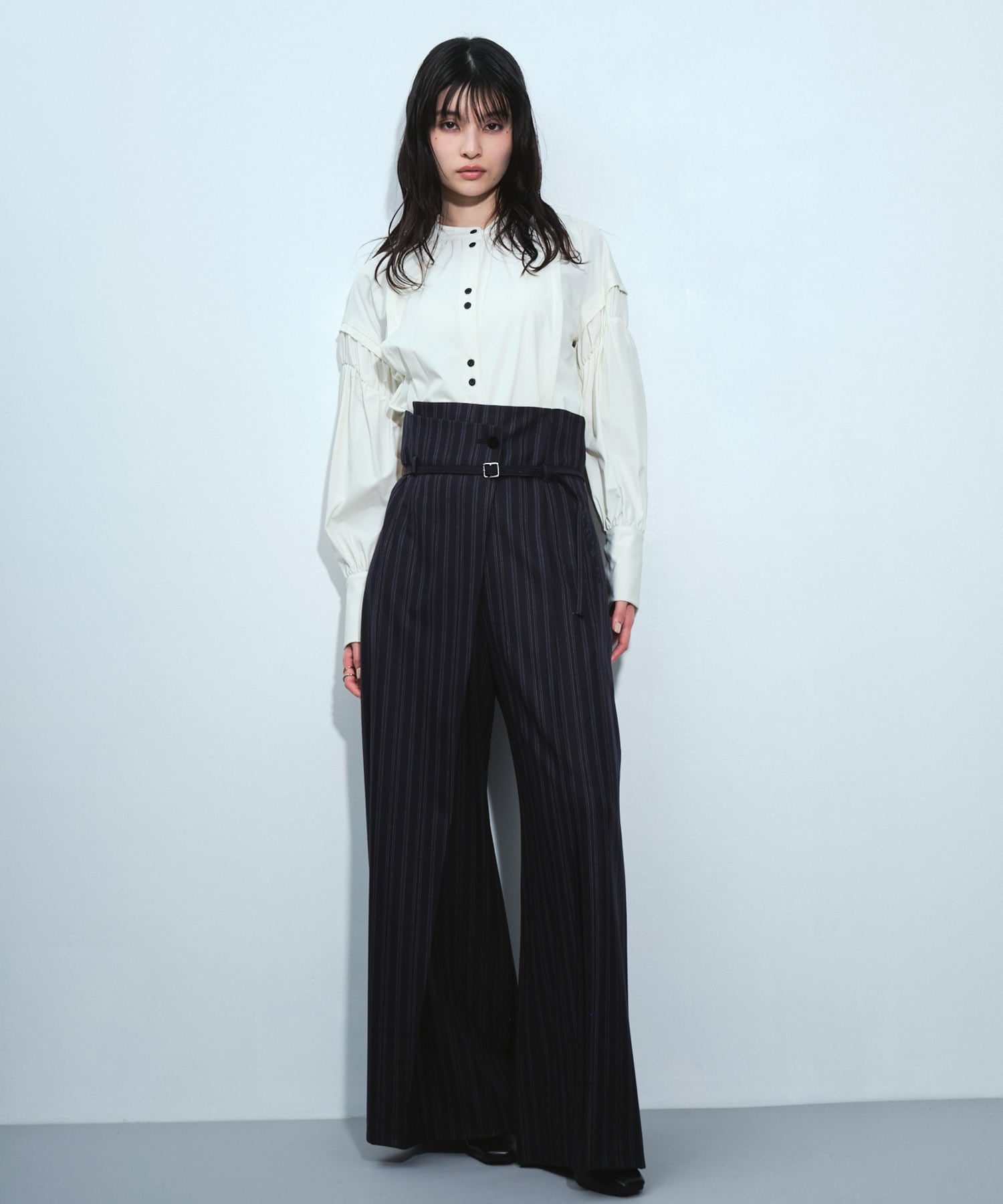 〈残りわずか〉ボリュームスリーブギャザーブラウス