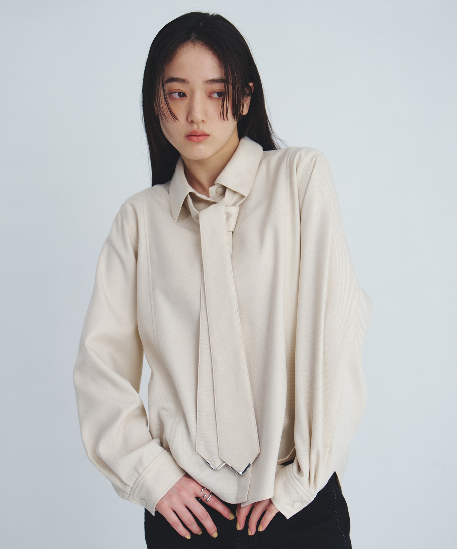 〈残りわずか〉【再入荷】コーナーチップボウタイシャツ